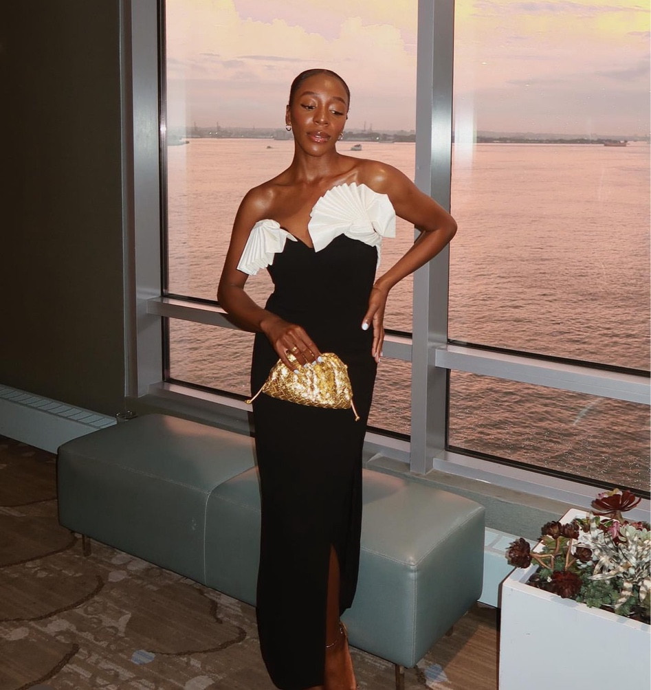 📍Jersey City, NJ 

#LTKHoliday #LTKstyletip #LTKwedding