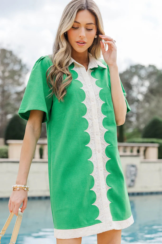 Pretty Made Easy Green Colorblock Shift Dress | The Mint Julep Boutique