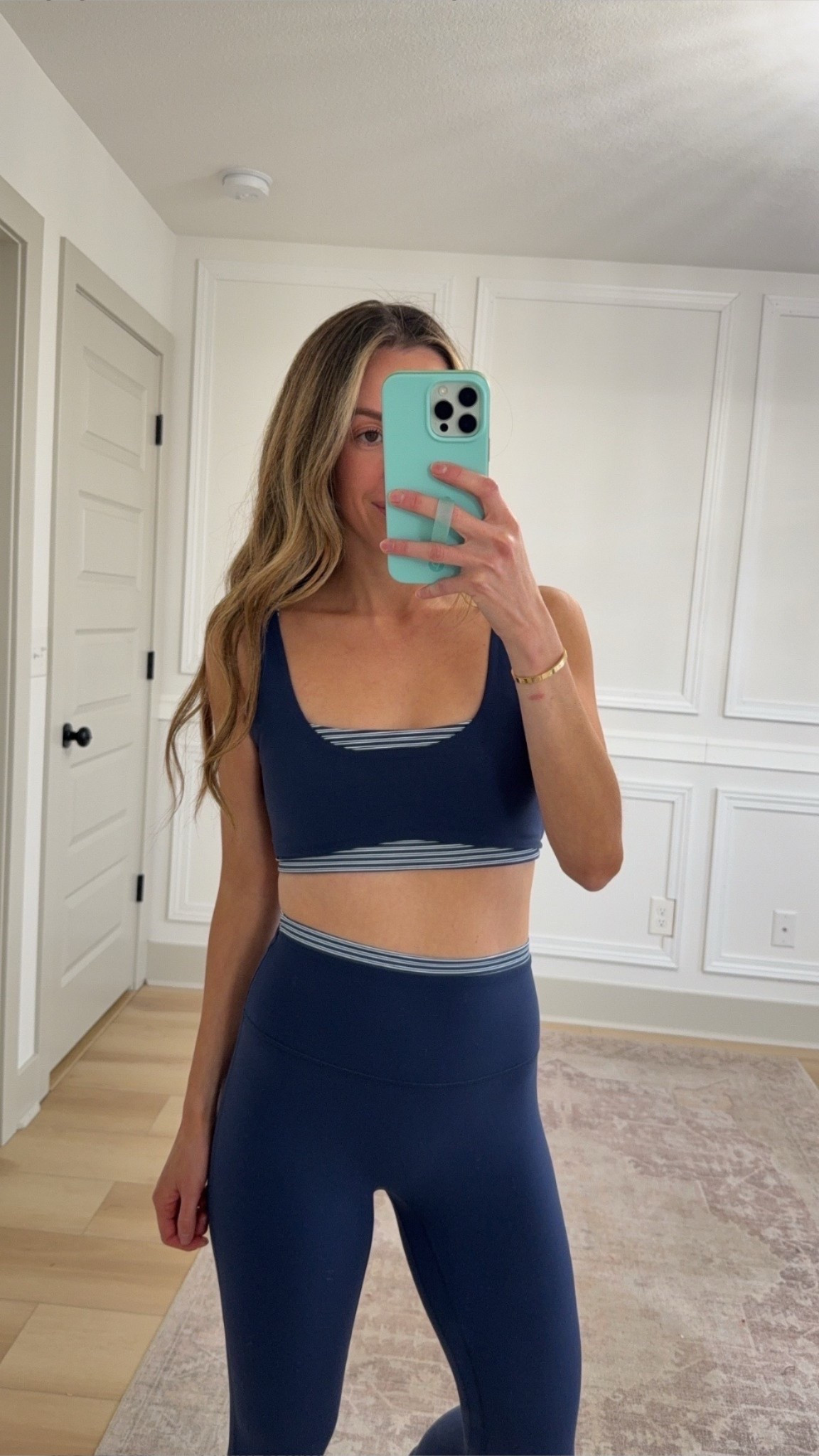 Abercrombie sale fit 

#LTKmomlife #LTKSaleAlert #LTKTravel