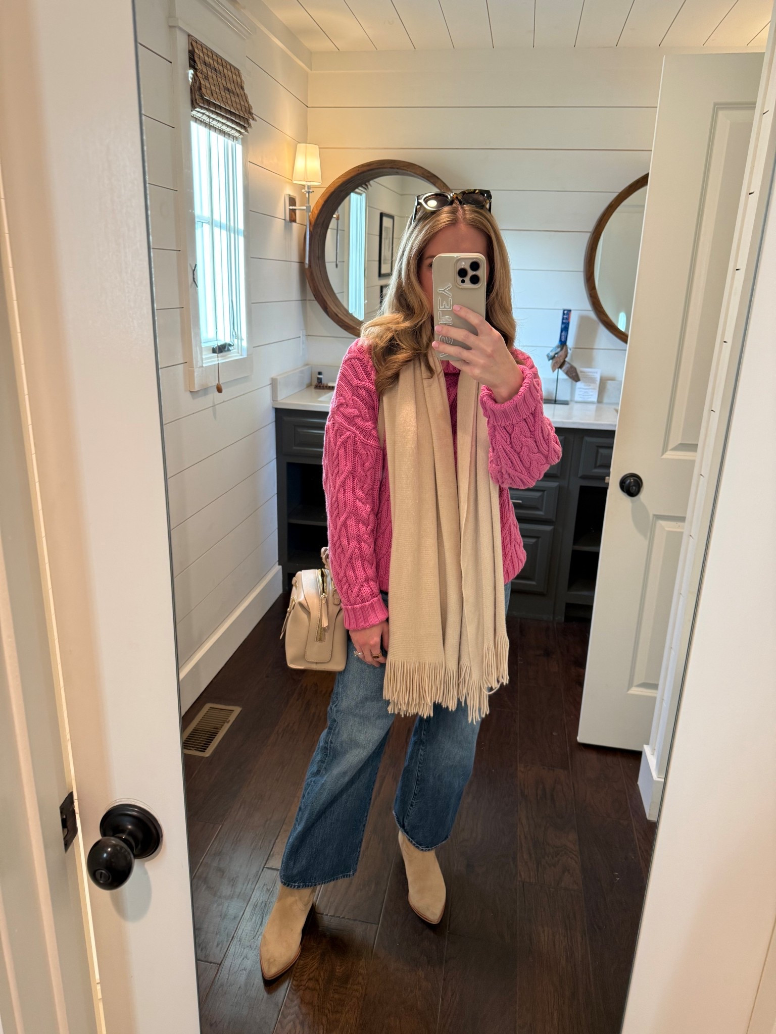 Turtleneck season but make it pink 💕

Obsessed with this turtleneck from @livro! Runs tts if not a little oversized/roomy

#LTKootd #LTKGiftGuide #LTKHoliday