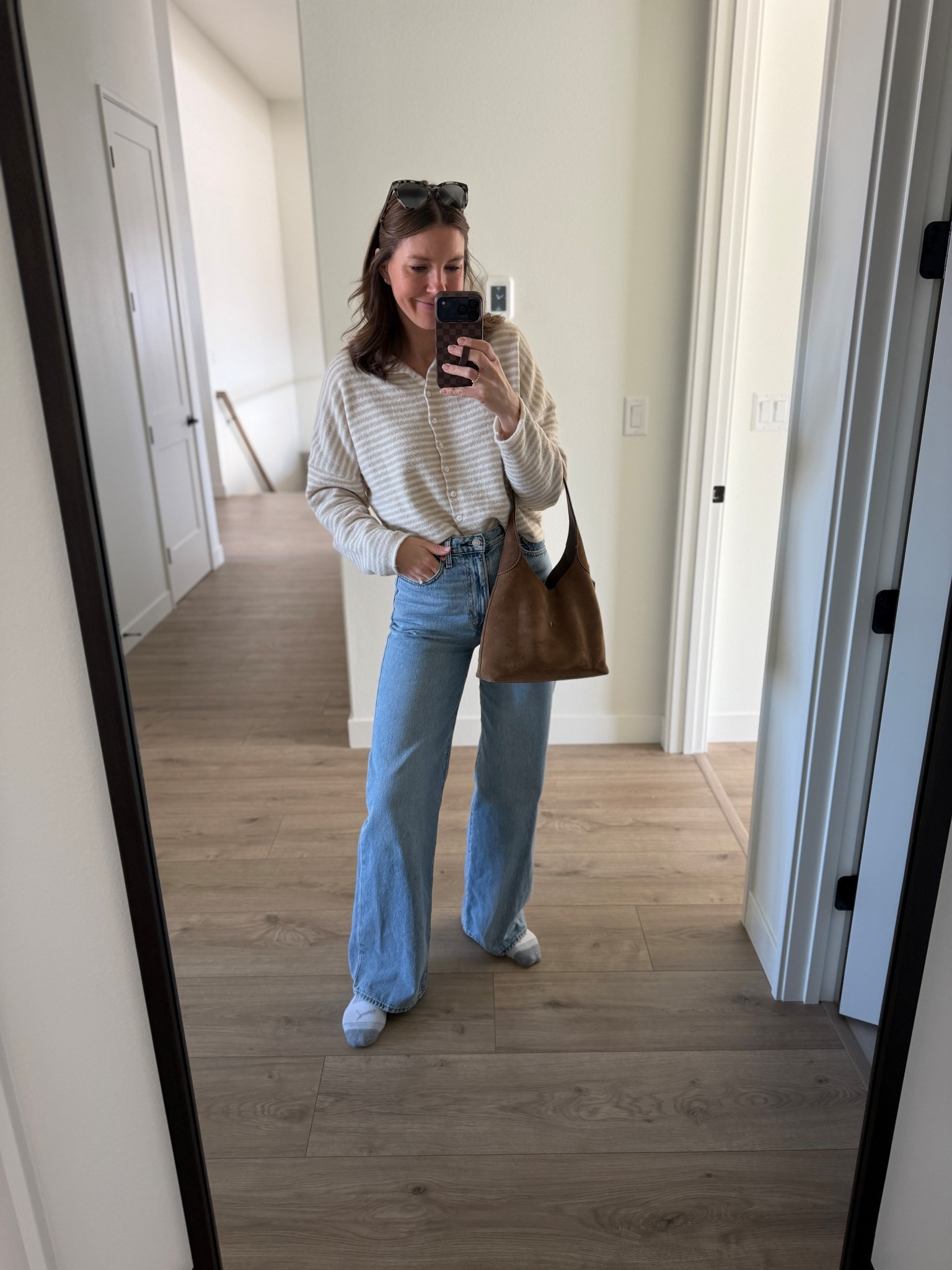 My fav jeans are 25% off! Also found the best price on this sweater. Comes in a ton of colors, fit is oversized (I’m wearing a S). Also love my Coach suede bag, such a good price!

#LTKSaleAlert #LTKootd