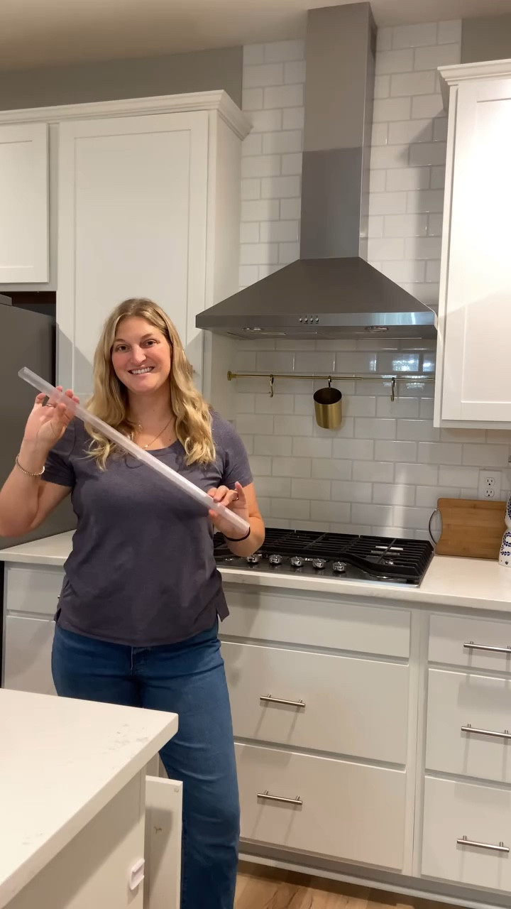 goodbye scratches & stains ✌🏻
This product is a total game changer, especially with toddlers who like to “help” by throwing stuff away 😅

#neutraldecor #neutralhomedecor #homehacks #affordablehomedecor #kitchendecor

#LTKHome #LTKVideo