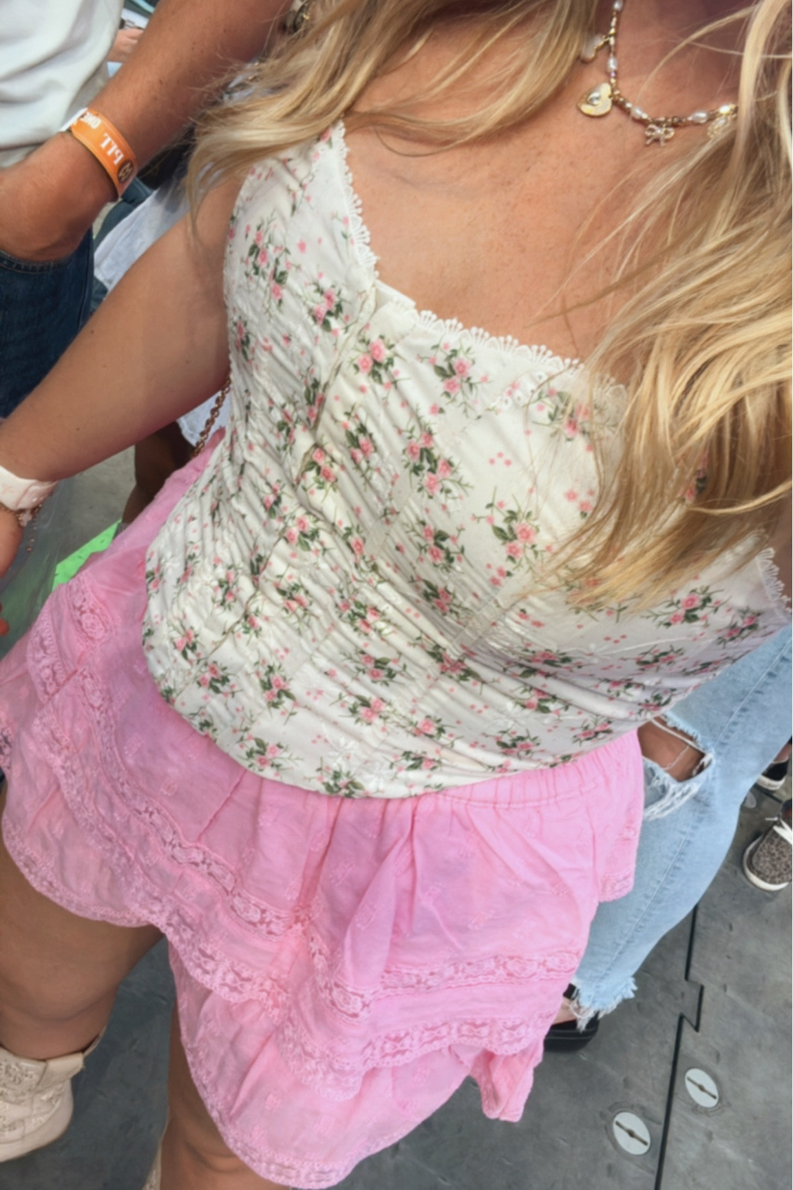 Altard State x Morgan Wallen 🤠

#LTKstyletip #LTKover40 #LTKfindsunder100