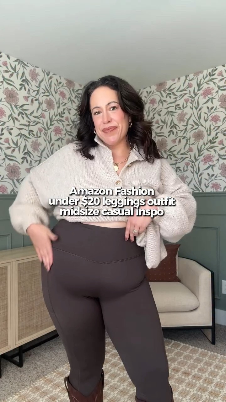 Serving cozy holiday energy in the comfiest Amazon basics ✨❤️

#LTKHoliday #LTKSeasonal #LTKFindsUnder50