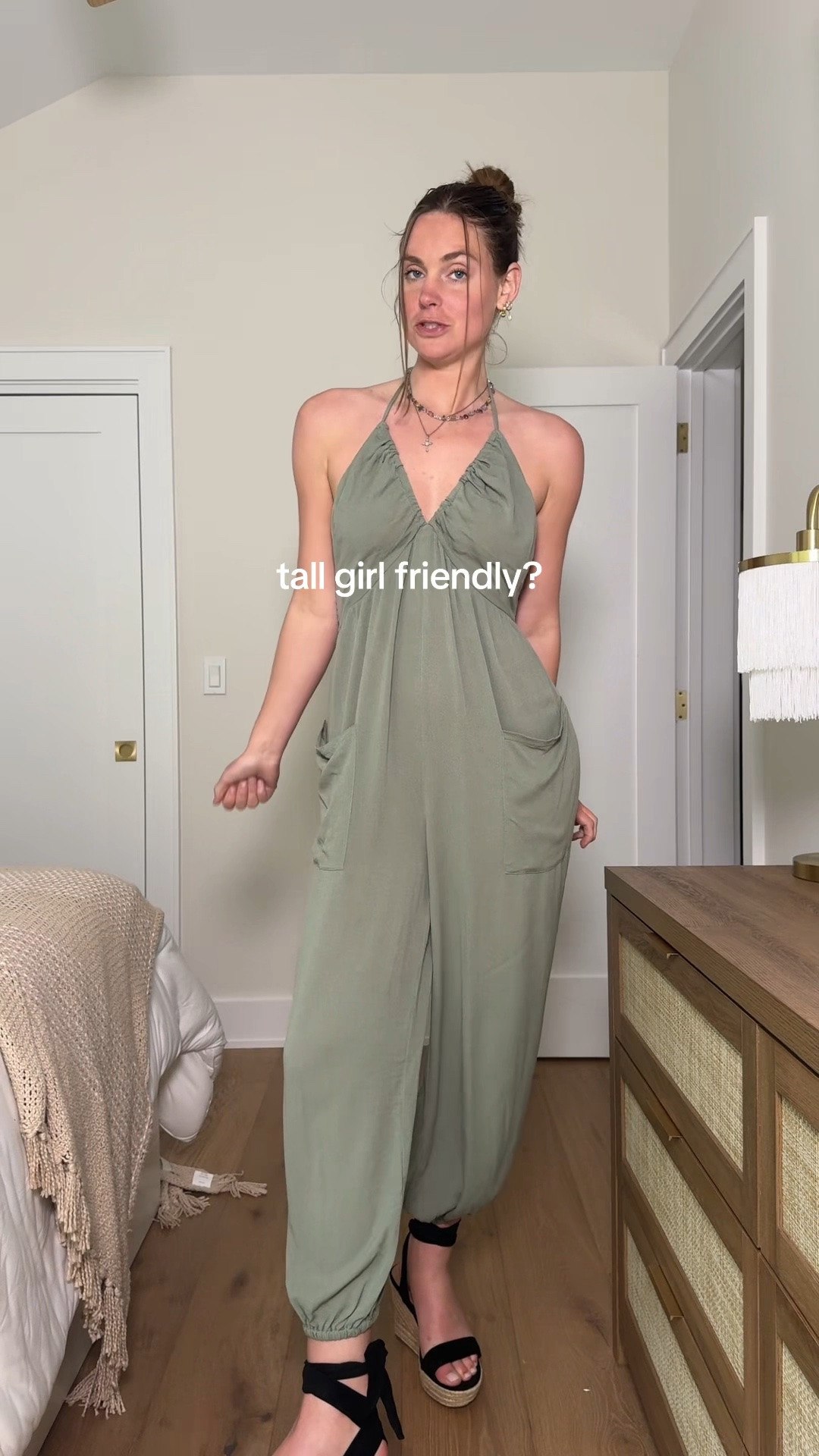 Girls… which color are we choosing first for summer? 🌿☀️

Okay this jumpsuit is actually SUCH a good tall girl find. The length is long enough, the fit is super flowy and comfy, and it has pockets 🤍 I feel like jumpsuits are always risky when you’re tall because either the torso pulls too much or they turn into accidental capris 😅 but this one fits way better than expected.

I also love that it comes in multiple colors because it’s one of those women’s outfits you can wear to the beach, airport, brunch, errands… literally anything and still look put together.

The adjustable halter top makes it flattering without feeling tight, and the wide leg fit is SO comfy for summer.

Comment SHOP and I’ll send you the link ✨

https://liketk.it/6d8bq

Follow @kristinanicoletall for tall girl outfit finds, women’s fashion, summer outfits, and clothes that actually work for long legs ☀️

tallgirlstyle jumpsuit womenfashion summeroutfits tallgirlapproved widelegpants comfyoutfits resortwear girlsfashion outfitideas vacationoutfits womensclothing fashionfinds longlegs casualstyle summerfashion women girls @Cupshe