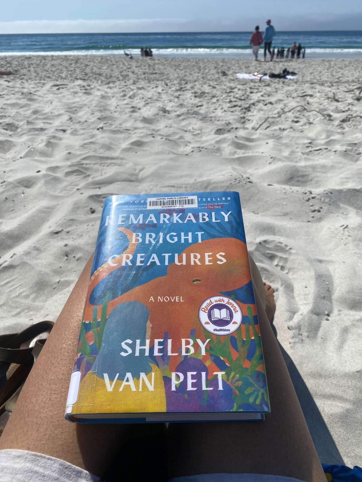 Beach Read 🐙



#LTKstorytime #LTKTravel #LTKdayinmylife