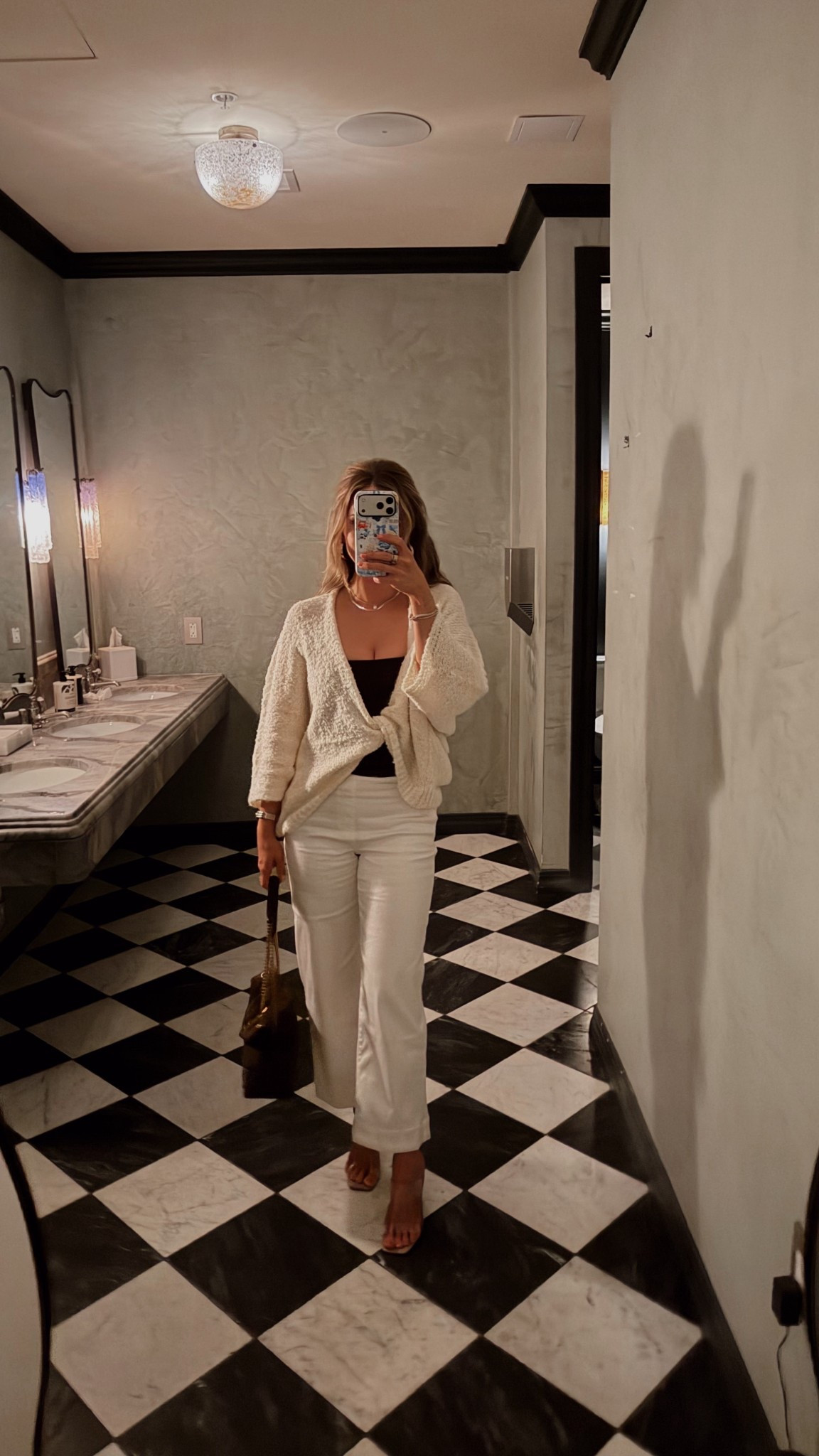 a little dinner OOTD🤍✨ she’s chic, classy, and ready for a sauvy b🍷

#LTKootd #LTKdayinmylife #LTKgrwm