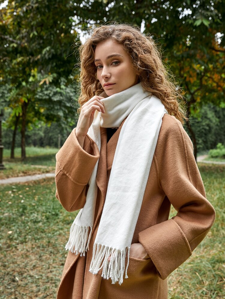 evoluSHEIN Solid Fringe Hem Scarf | SHEIN