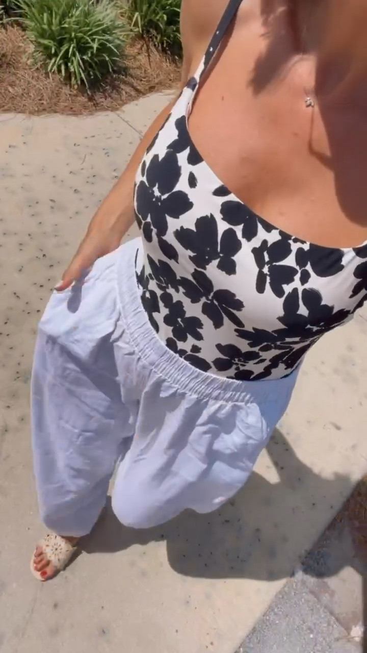 Looking for a good, affordable one piece swimsuit on sale? Target’s got you covered! This floral print one piece AND sandals are both on sale for under $30. I think this would look so elevated with black linen/gauze pants that I will link! Wearing M in swimsuit & XS pants 

Loverly grey, swimsuit Target one piece, affordable swim for her, swimwear black and white, floral swimsuit, sale summer finds, vacation must have pieces, resort wear

#LTKSaleAlert #LTKSeasonal #LTKSwim
