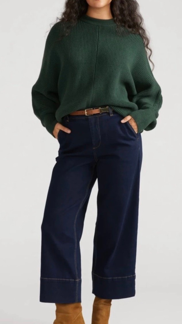 NWT Universal Standard Carol High Rise Cropped Jeans
Dark Indigo Size 2XL

#LTKSaleAlert #LTKPlusSize #LTKStyleTip