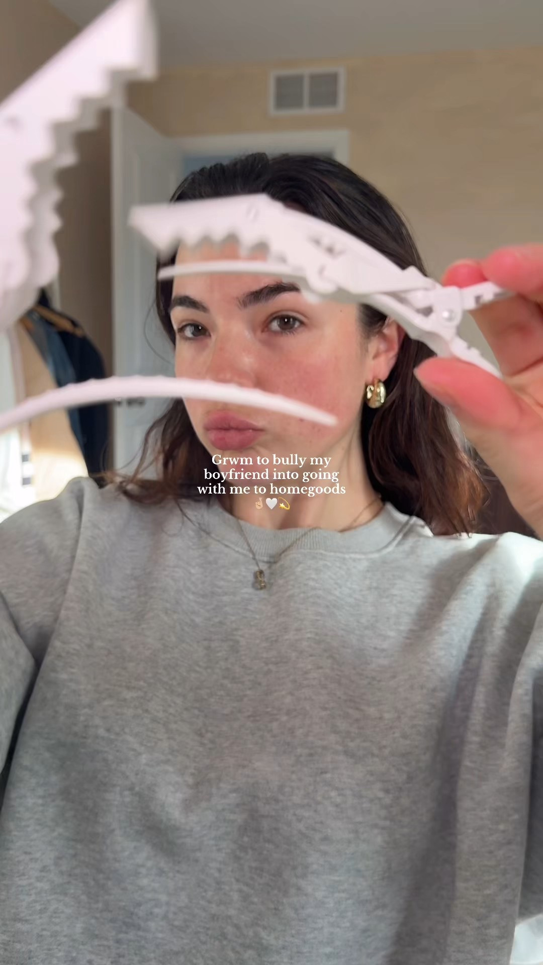 Natural and glowy fall makeup routine 

#LTKBeauty #LTKSeasonal #LTKFindsUnder100