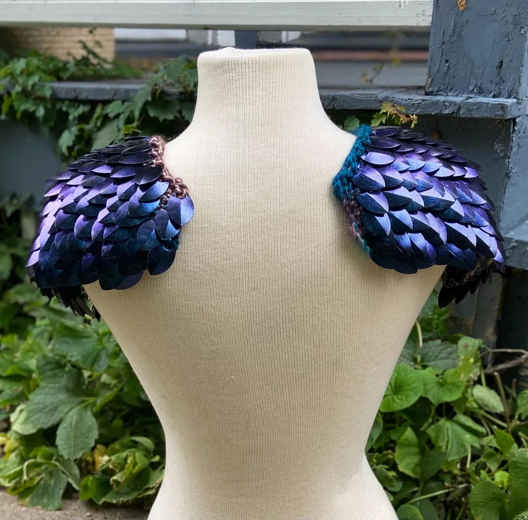 Dragon Scale Pauldron Epaulette Scalemail Shoulder Armor - Iridescent Blue to Purple Size XL - Et... | Etsy (US)