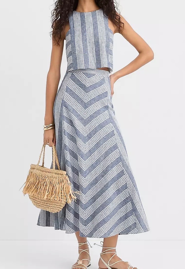Super flattering set!