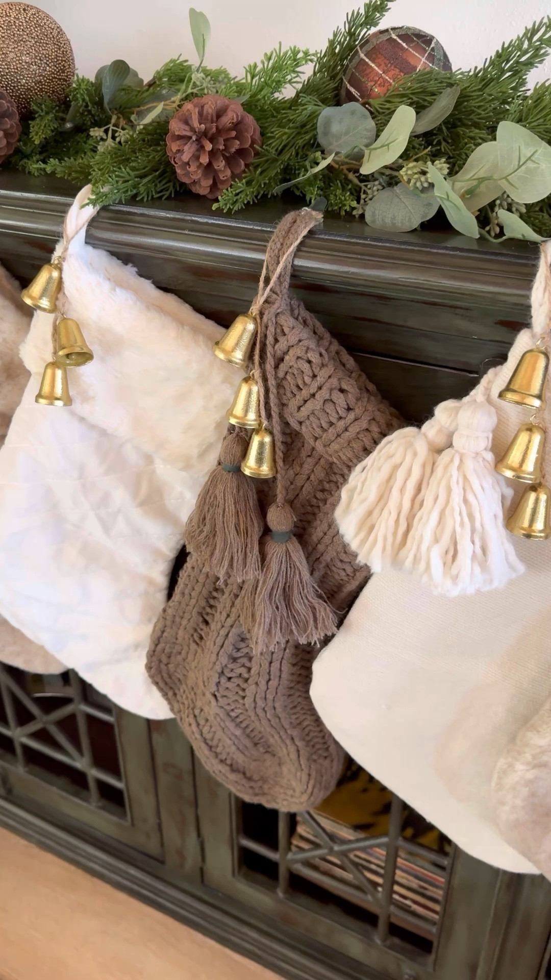 Need a place to hang the stockings but you don’t have a mantle? No problem, use a console or media stand.

#stockings #christmasdecor 


#LTKhome #LTKHoliday #LTKSeasonal