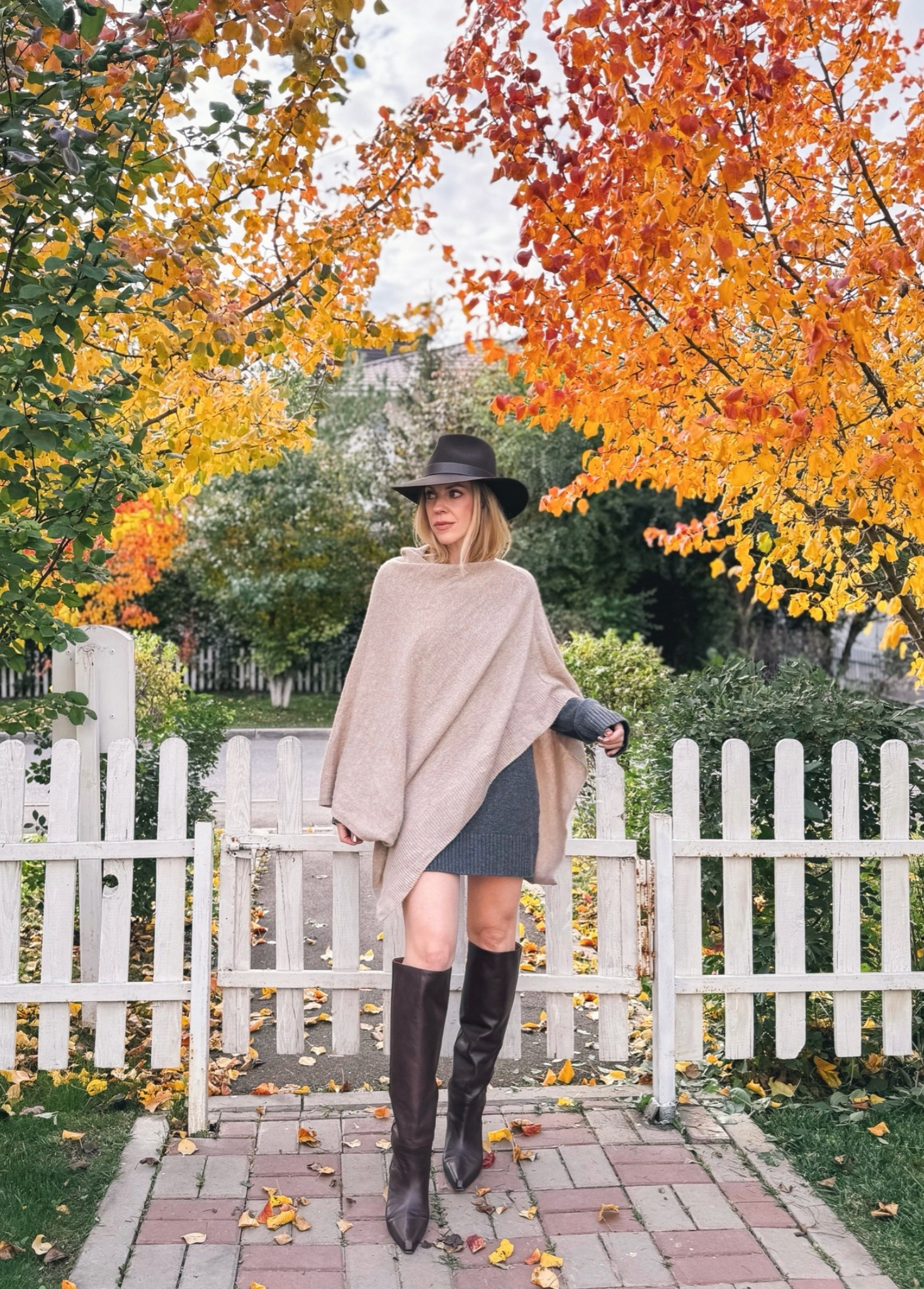 This cozy chic cashmere poncho is back in stock and under $70 - on sale this weekend!

#LTKSaleAlert #LTKSeasonal