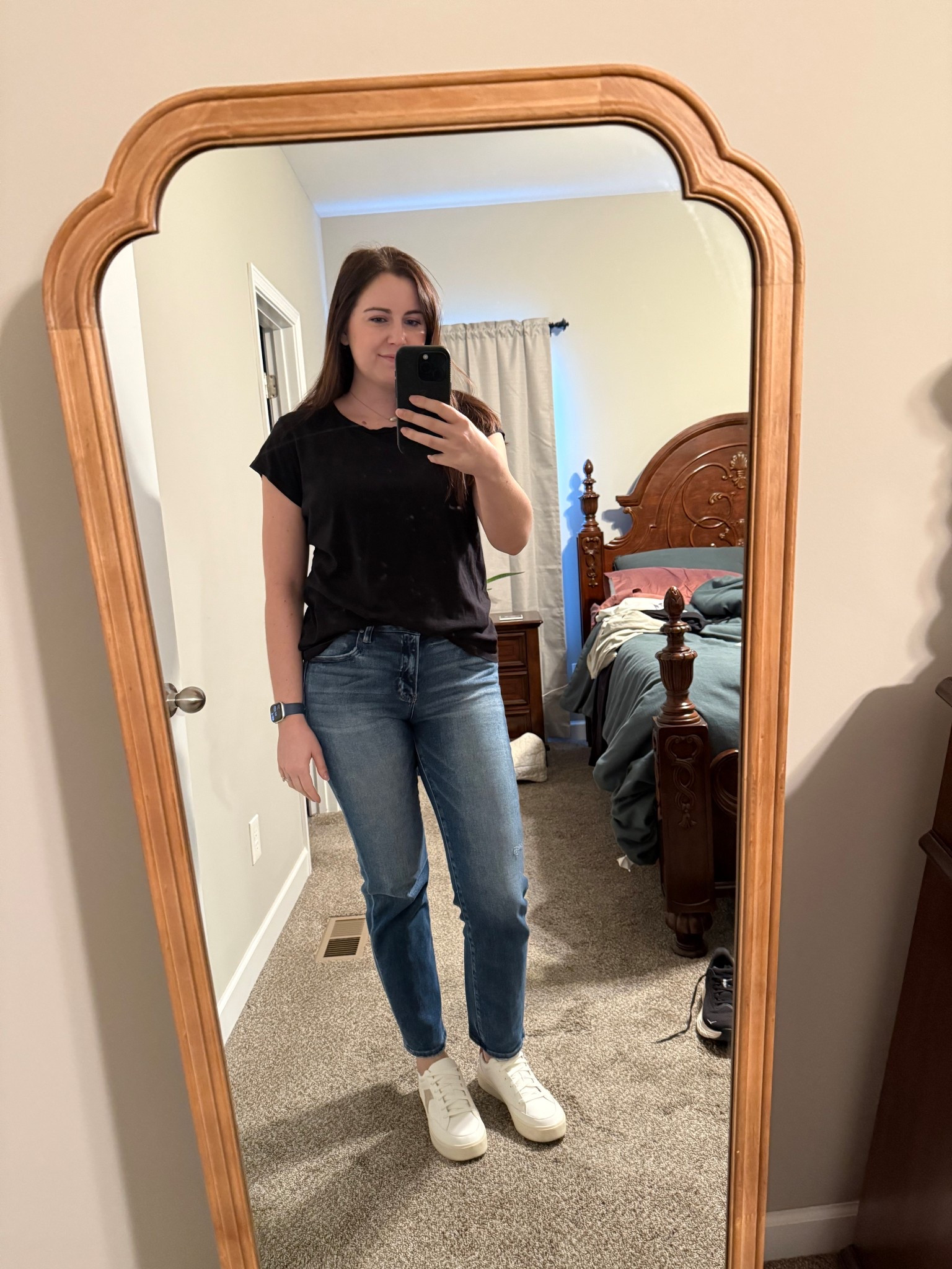 A cute and comfy casual outfit for work!

Basic t-shirt, straight jeans, white sneakers, work outfit, work ootd, casual officewear 

 #LTKWorkwear