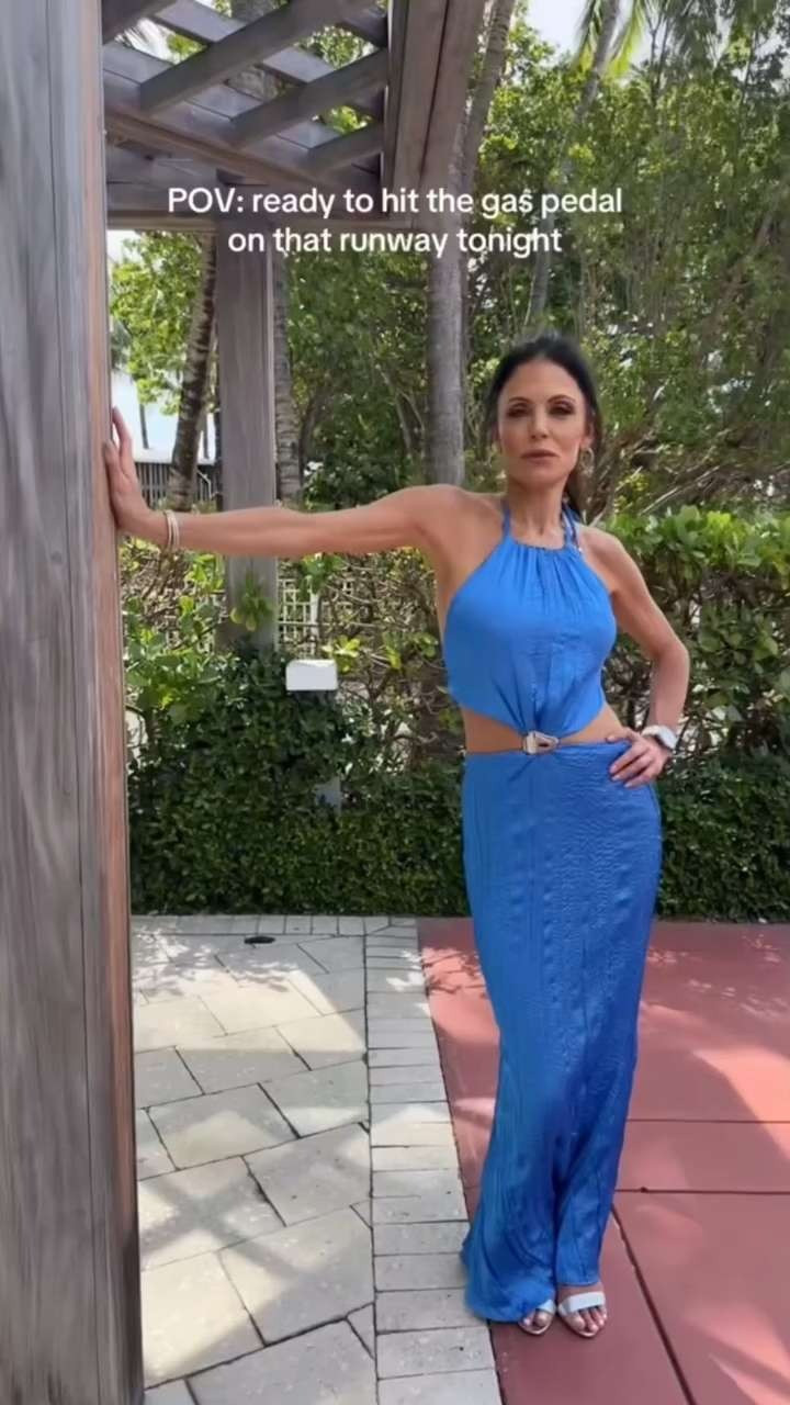 Slow down, grab the wall… it’s runway time!! @si_swimsuit 

 #LTKStyleTip