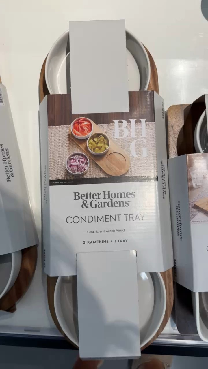 A few BHG pieces worth adding to your home 🤎✨ The chip & dip set and Lazy Susan are both so pretty + functional. Perfect for hosting or everyday styling!

#WalmartHome #WalmartFinds #BHGHome #LTKFinds #HomeInspo

#LTKHome
