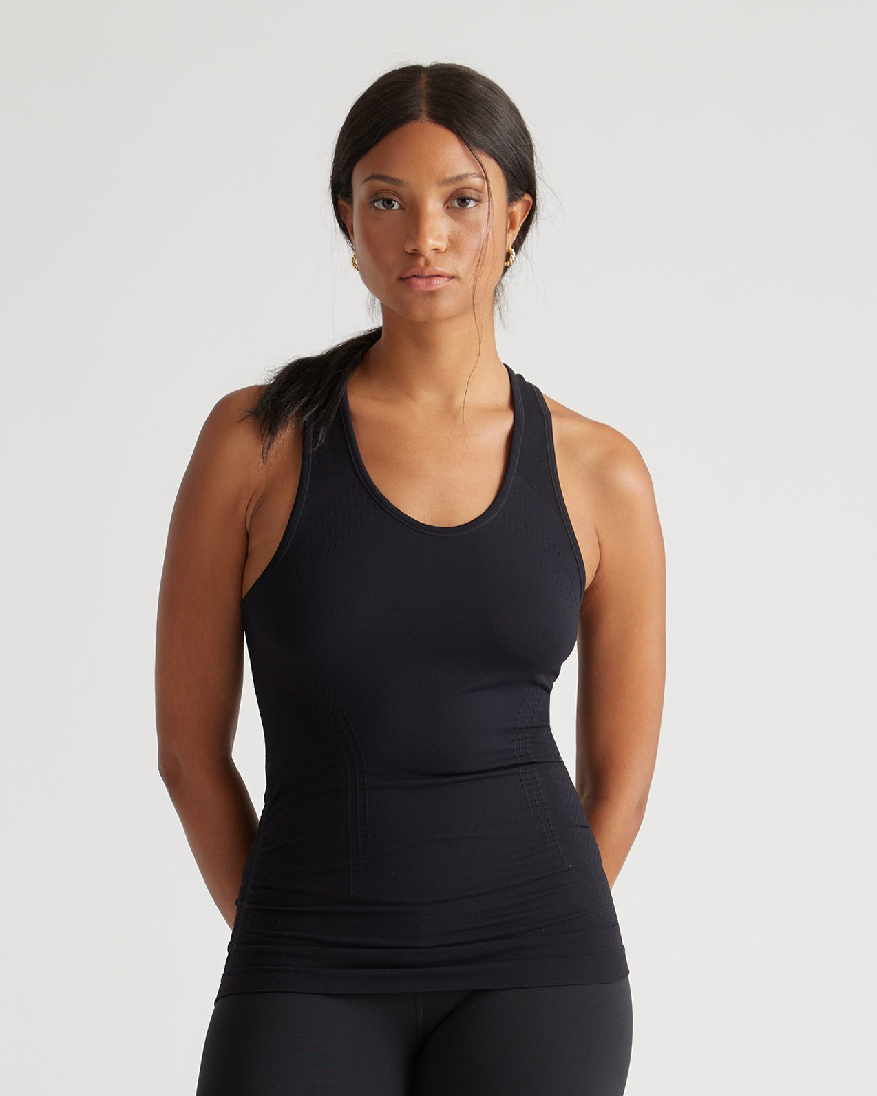 Quince | Women's Seamless Ruched Racerback Tank Top in Plum, Size Medium, Nylon | Quince