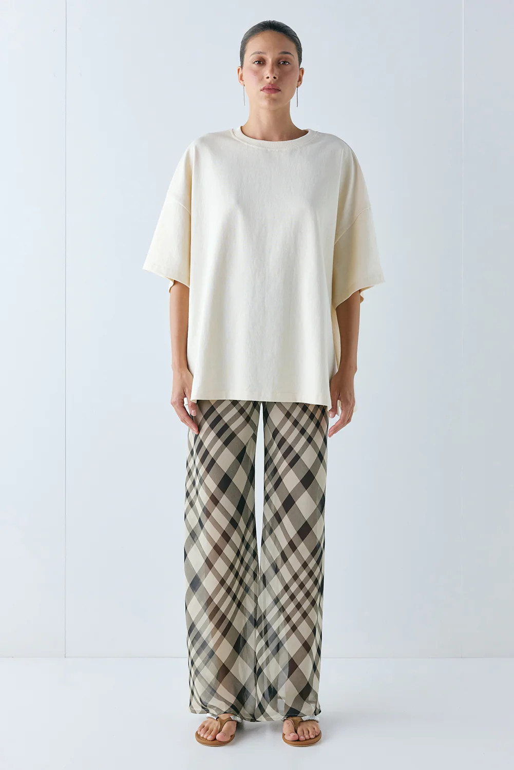 Hudson Tee Cream | VRG Grl