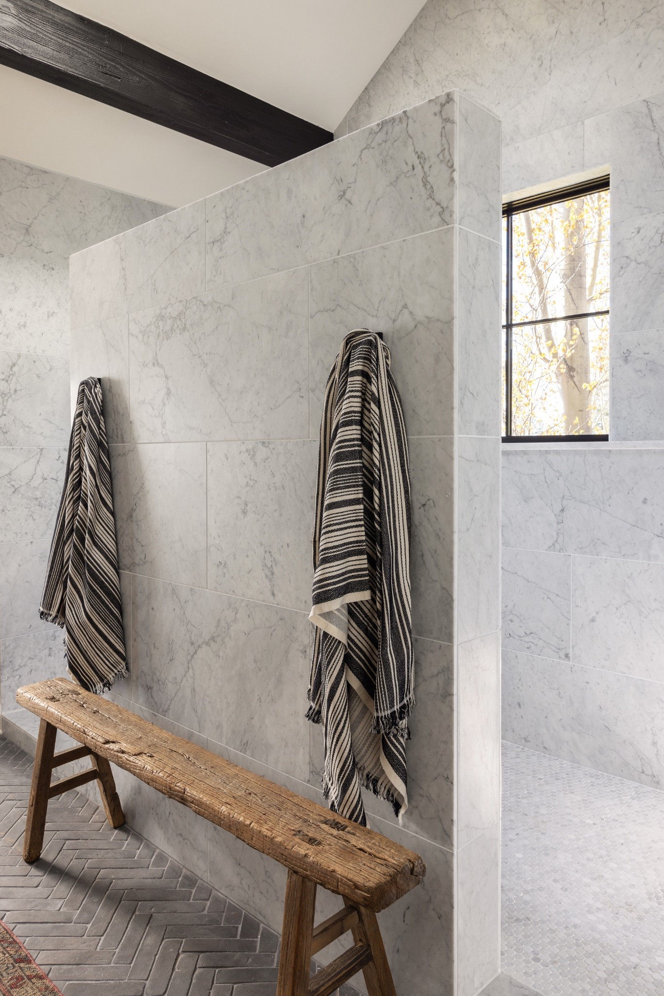 The easiest way to upgrade your bathroom (and it’s not what you think):
Your towels.

White towels get dingy fast- here are some of our favorites that bring in a touch of personality and style!

#LTKSeasonal #LTKmomlife #LTKHome
