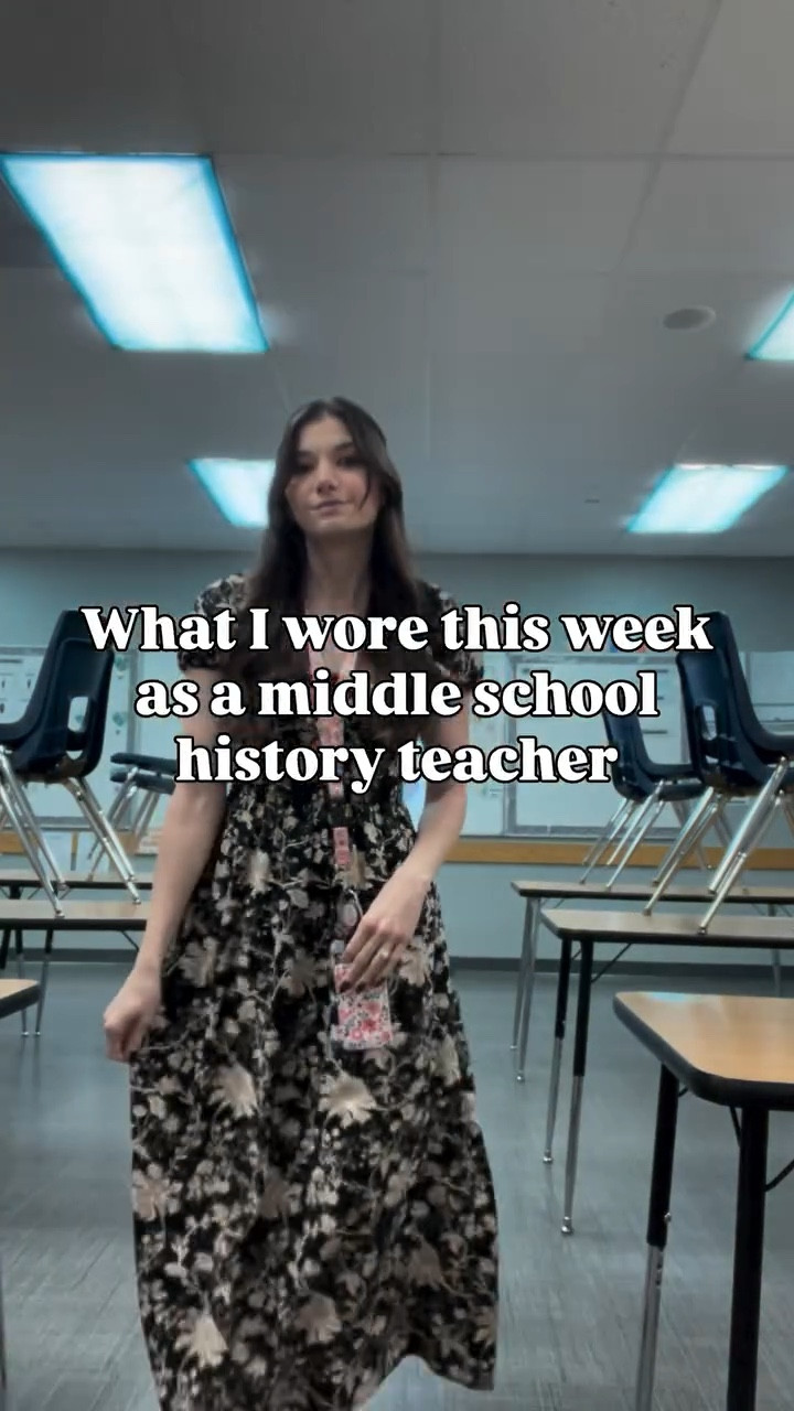 What I wore this week as a middle school history teacher🍎❤️

Meant to post this on Friday butttt life happened so here we are 😅🙃 

Which teacher look is your fave?! Lemme know which one I should definitely repeat in the comments ⬇️

#teacherstyle #teacherootd #whatiwore #outﬁtinspo #ootd