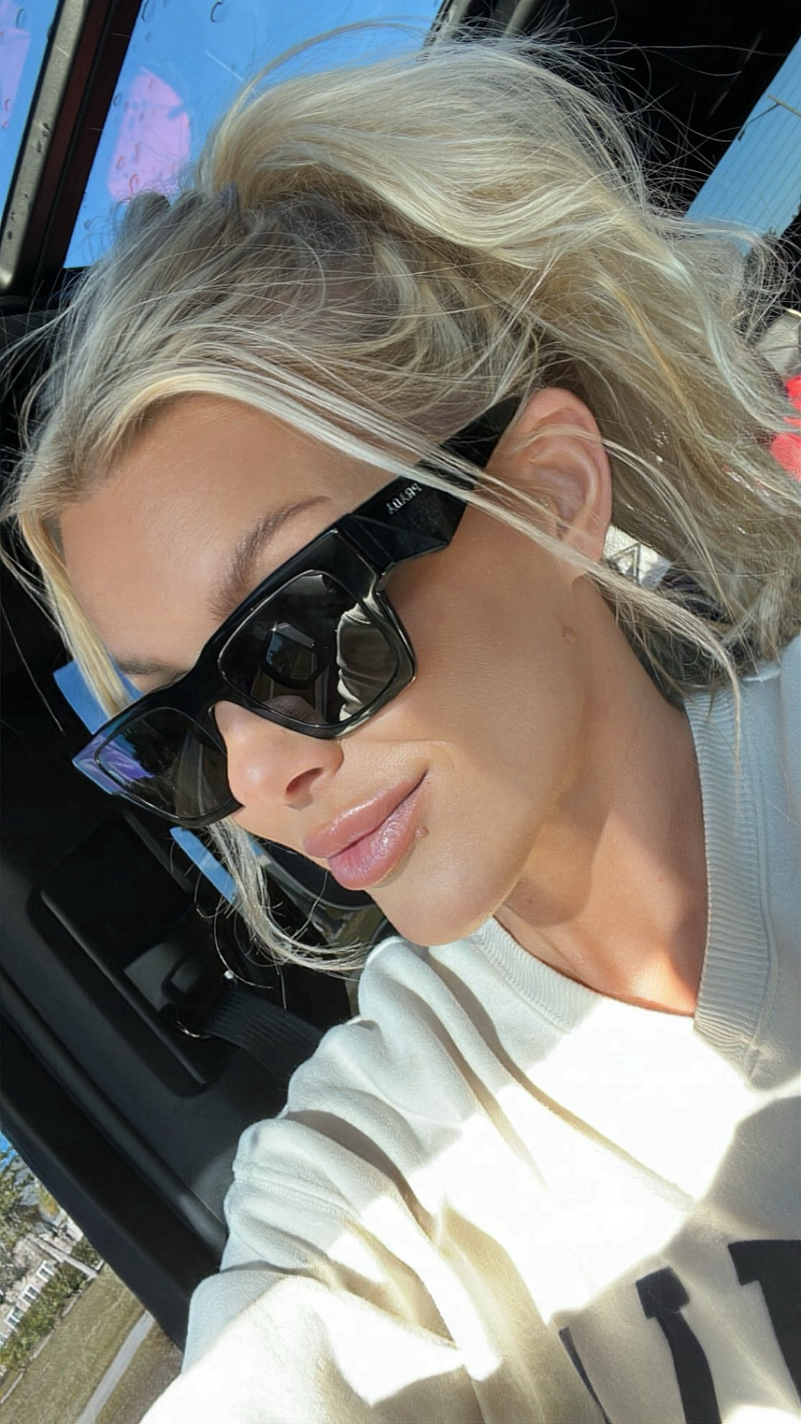 I was surprised with these on our cruise & I’m obsessed. Definitely a splurge but I LOVE them 😅😍

Prada sunglasses | sunnies | Nordstrom | women’s accessories 