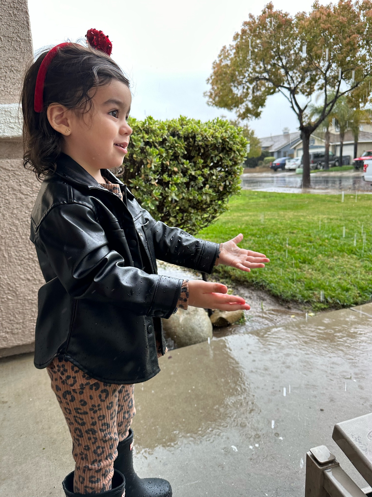 Toddler rainy day outfits • Toddler hunter boots

#LTKstyletip #LTKshoecrush #LTKkids