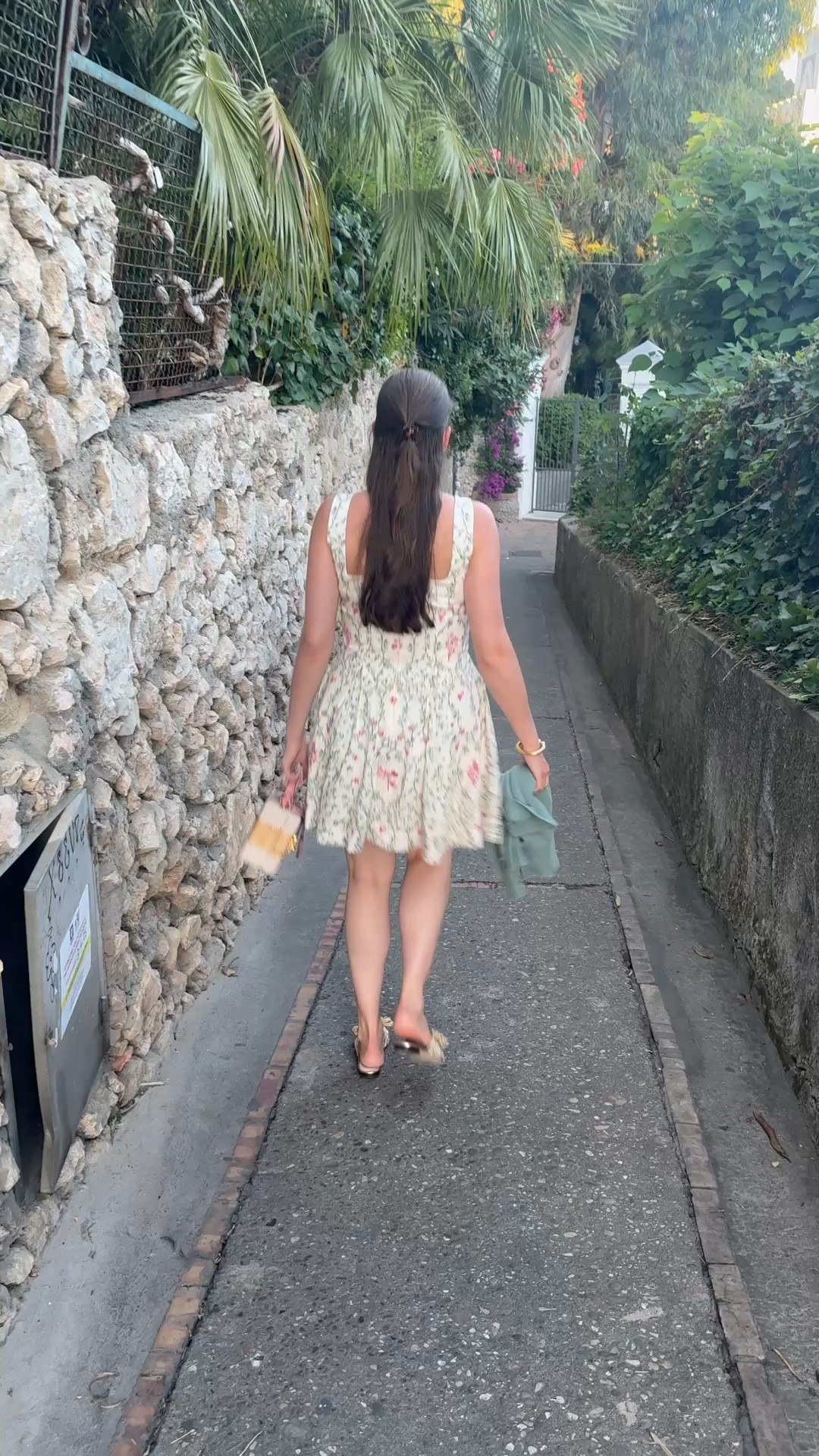 When your husband films your outfit every night on your way to dinner on your honeymoon…
I wore this same Agua by Agua Bendita dress for our Sunday brunch the day after our wedding! It’s a special dress in my closet now and it’s super cute. 


Summer dress, little white dress, bride, honeymoon, vacation, Italy vacation, summer vacation, Capri Italy, Capri island, vacation dress, vacation outfit

#LTKTravel #LTKWedding #LTKTall