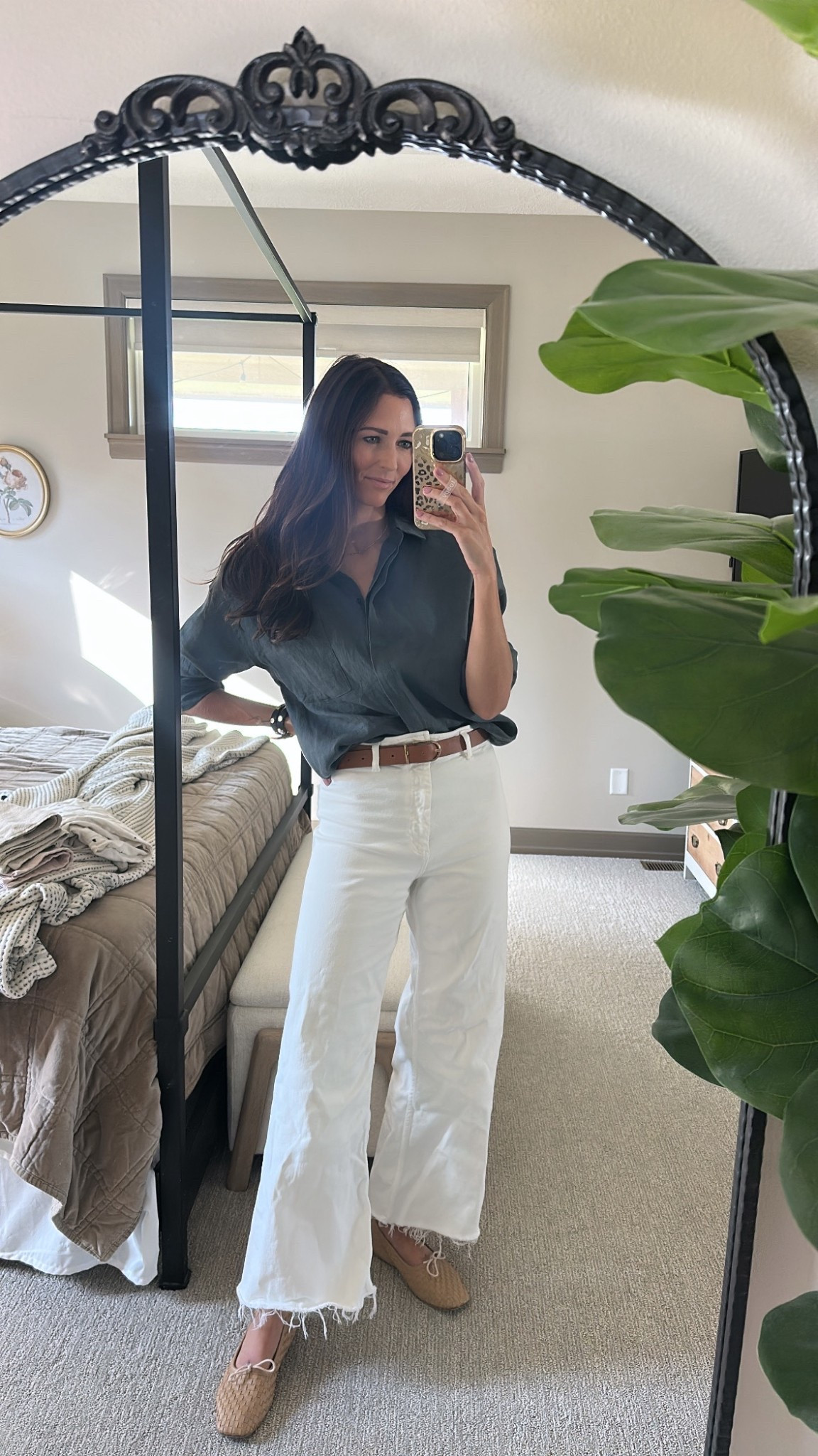 Work outfit
Linen button down shirt
White wide leg pants
Amazon belt
Woven flats


#LTKWorkwear #LTKStyleTip