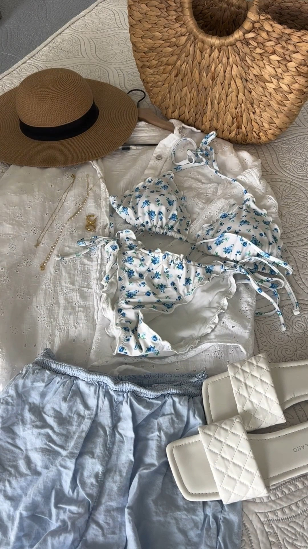 A little sunshine, a little ocean air, and nowhere to rush off to ☀️🌊🤍

The kind of summer days that start slow, end with golden skies, and make you wish vacation lasted forever. Linen, salty breezes, and effortless coastal moments will always have my heart 🌴🌺🐚

#summerstyle #resortwear #coastalvibes #vacationmode #beachstyle #summeroutfit #quietluxury #coastalliving #resortstyle #oceanbreeze #effortlessstyle #beachday #goldenjewelry #summerfashion #vacationoutfit

#LTKSeasonal #LTKSwim #LTKU