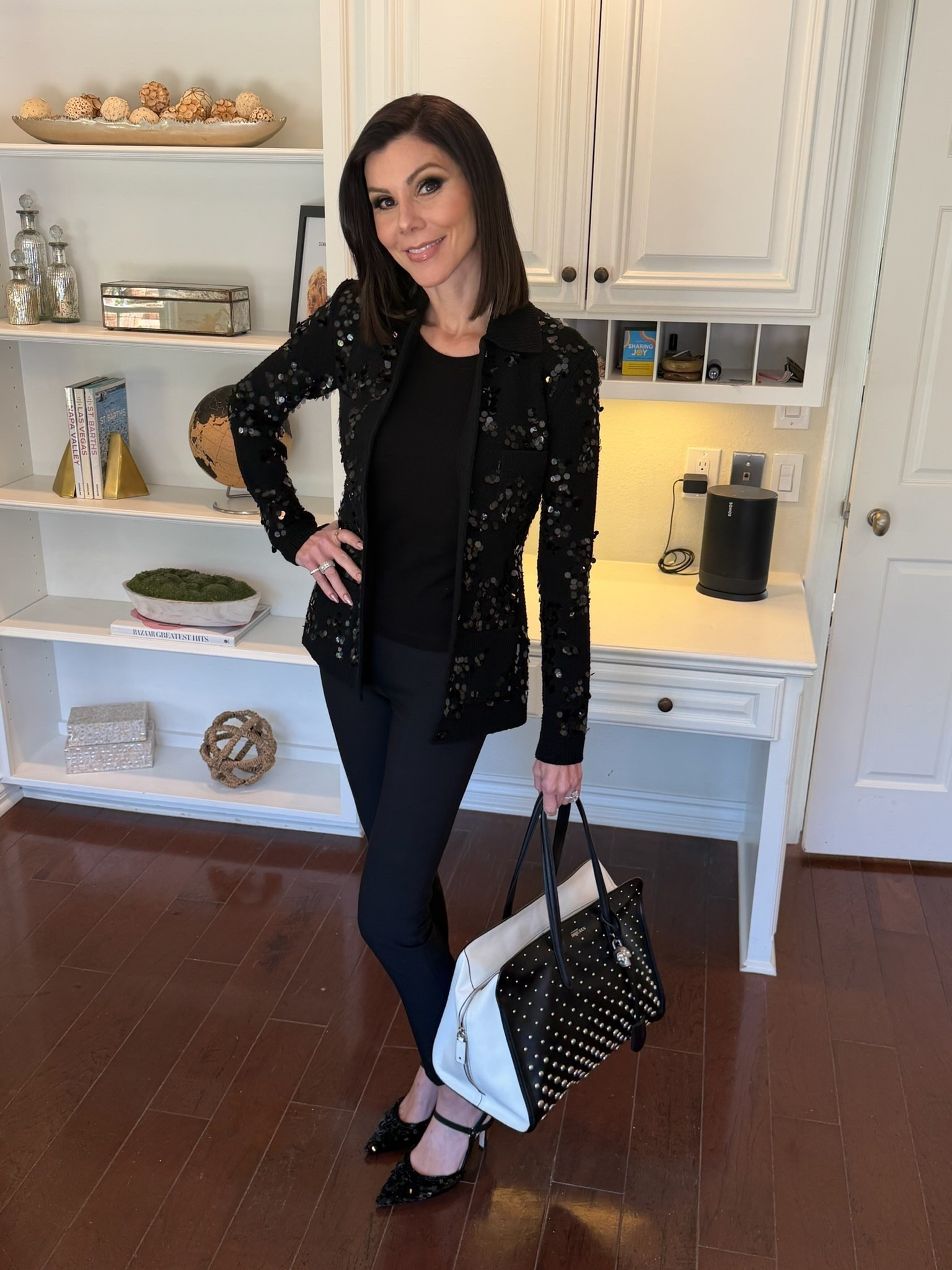 Sometimes I like to add a little sparkle wherever I go! ✨🖤

#LTKootd #LTKdayinmylife #LTKgrwm