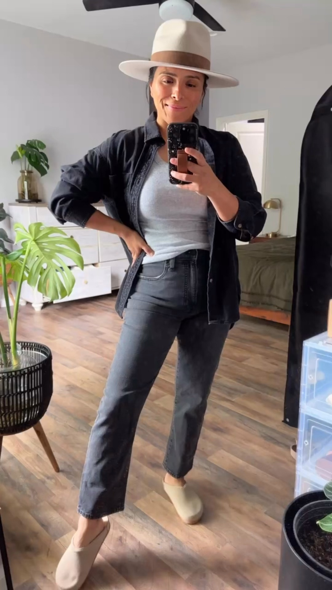 Denim on denim 🖤

#LTKMidsize #LTKMothersDay #LTKOver40