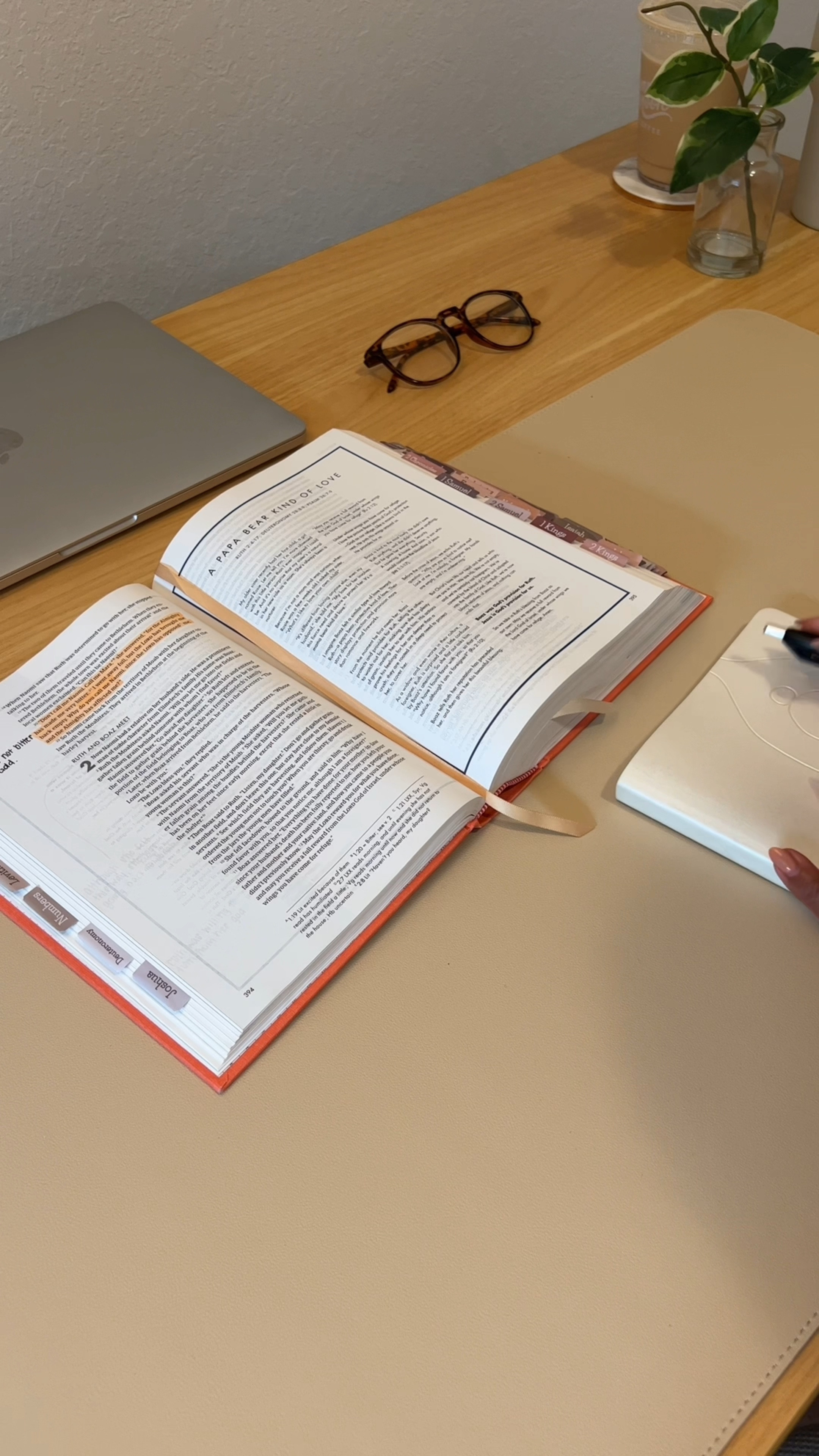 Bible study essentials that are cute, simple & helpful! 