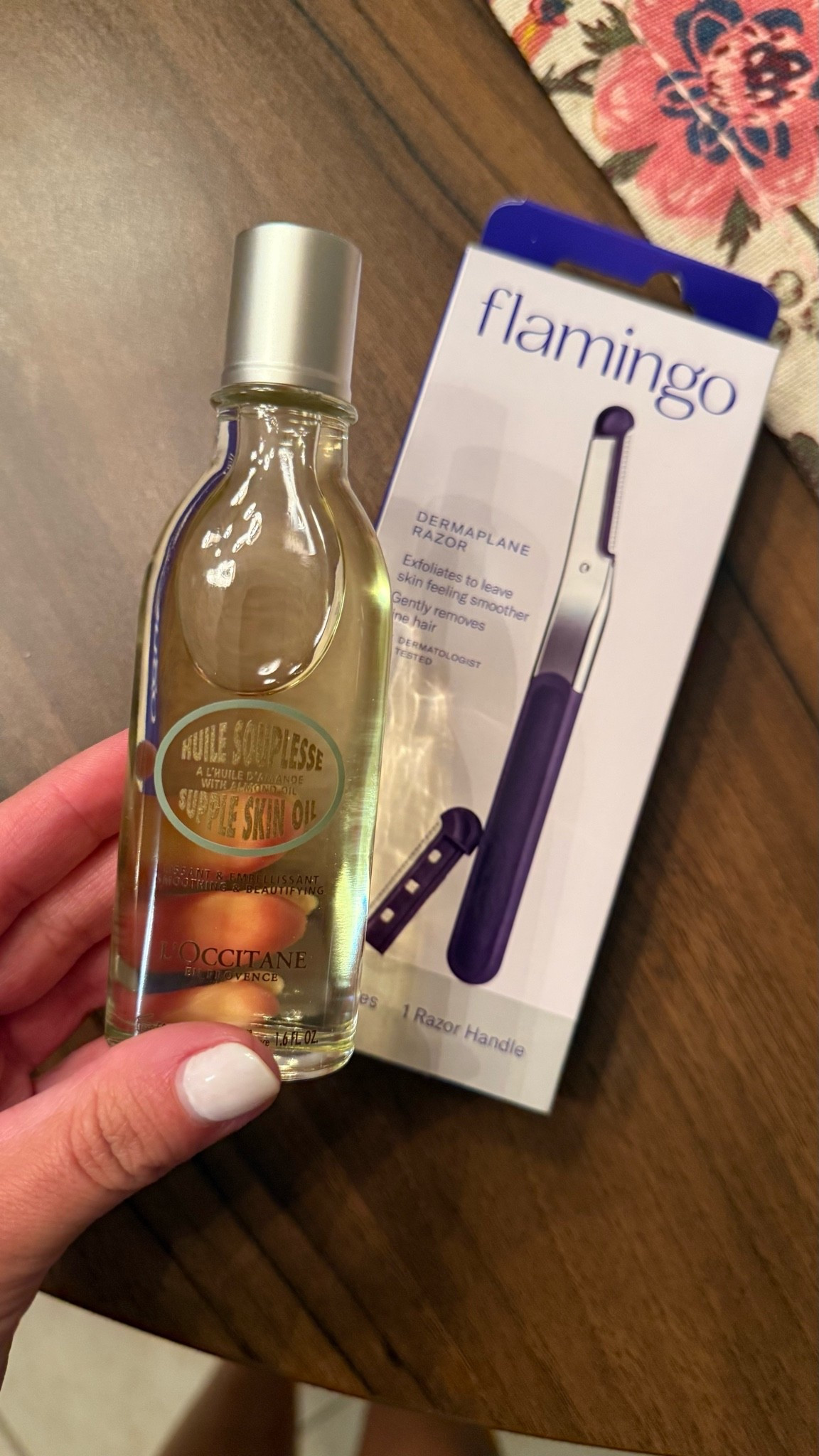 My fav combo for an at home dermaplane!! 💆‍♀️#dermaplane

#LTKgrwm #LTKootd #LTKmomlife