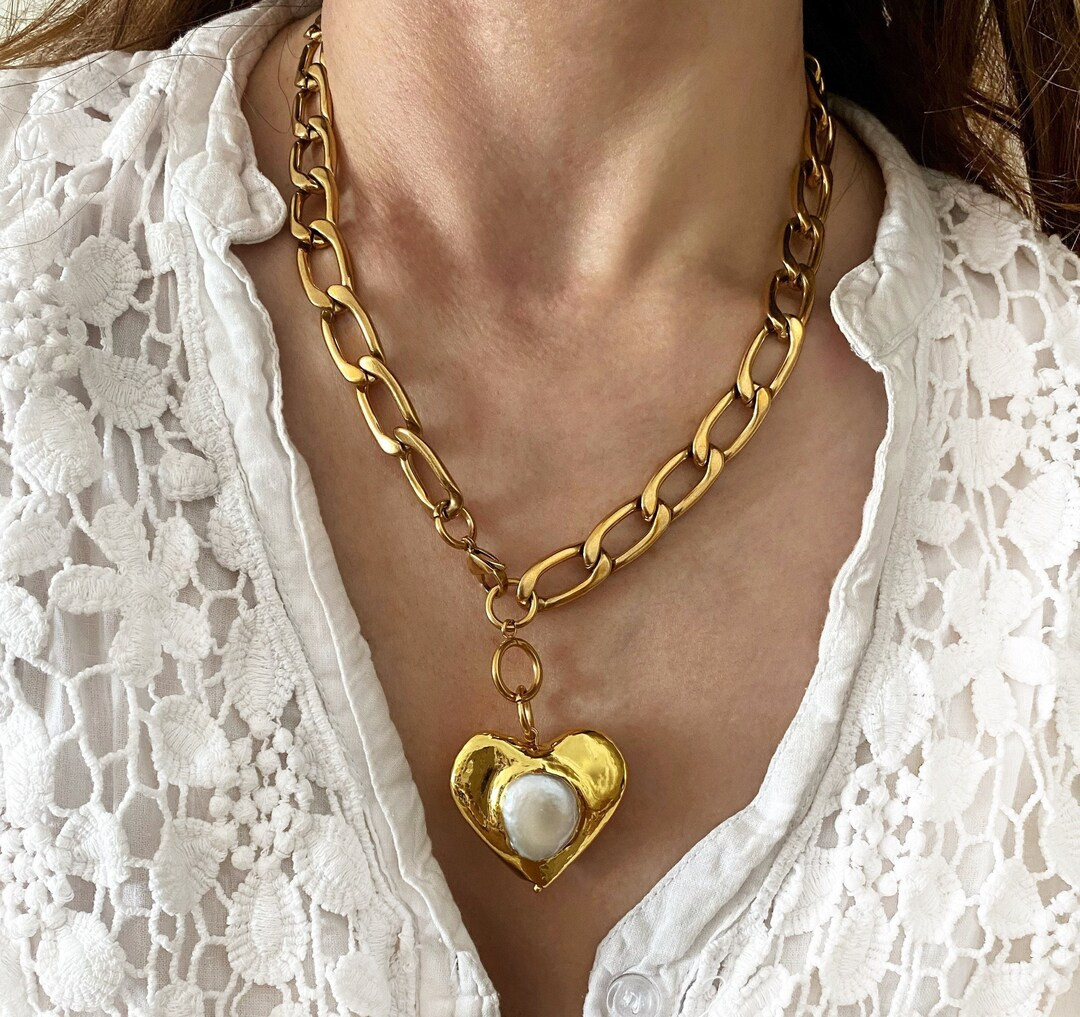 Gold Tone Heart Necklace, Xl Oversized Heart Pendant Necklace, 90s Aesthetic Jewellery, Gold Chun... | Etsy (US)