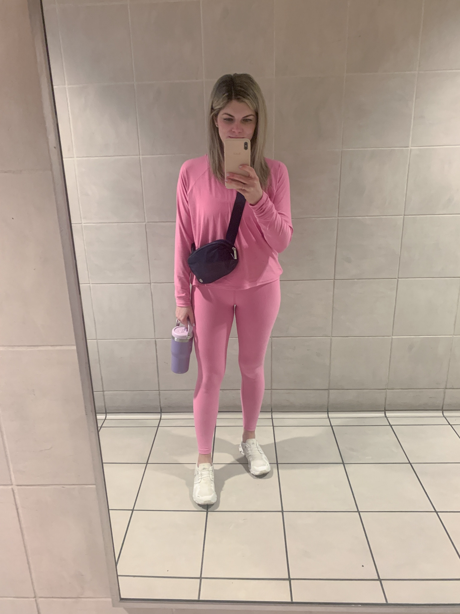 Todays travel outfit- everything is so soft! 🩷

#LTKshoecrush #LTKfitness