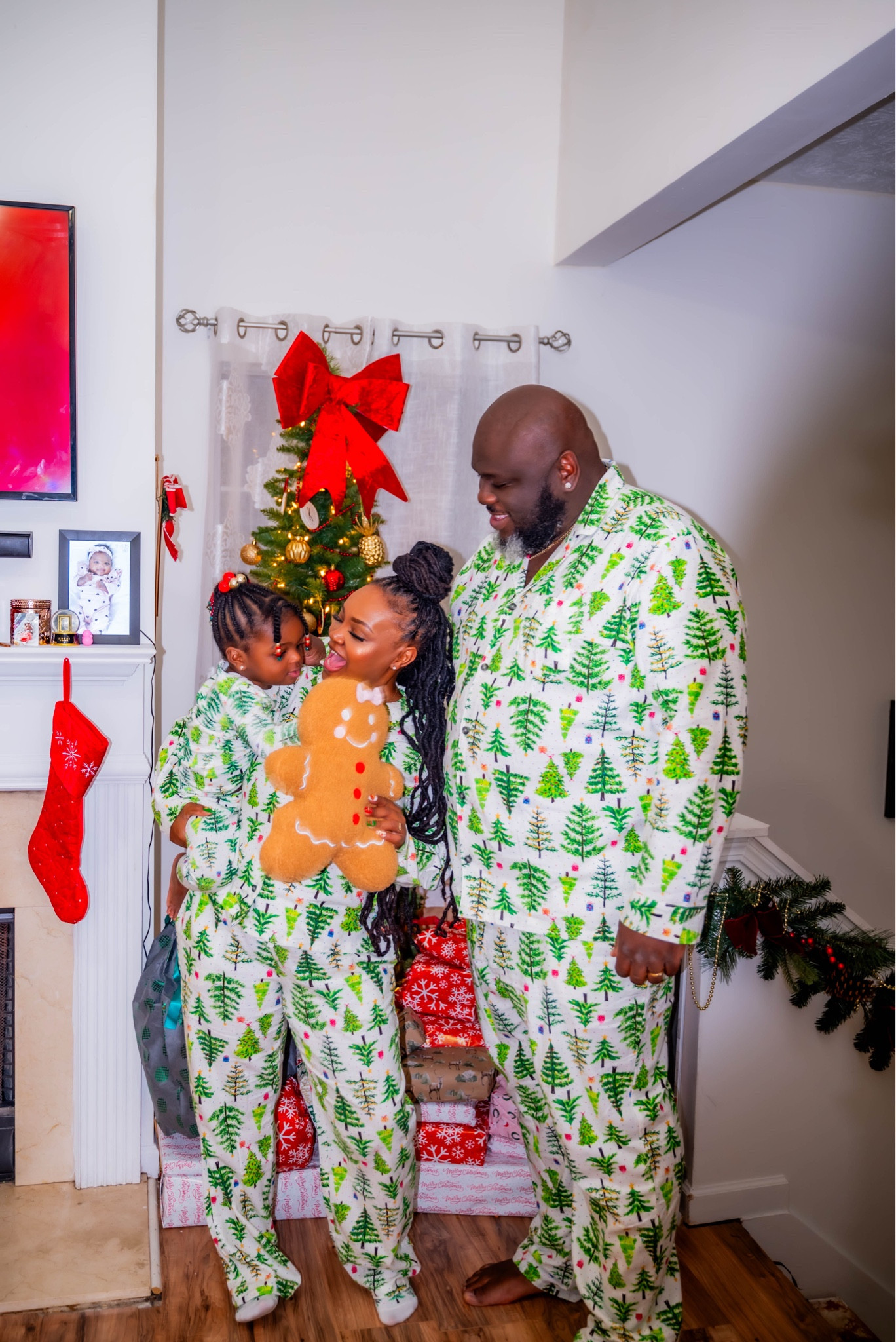Future you will be SO thankful you shopped now 🎄🔥
Christmas pajamas are over 70% off, making this the perfect moment to buy for next year without the holiday rush.
I linked all my favorite discounted PJs on LTK so you can save big and plan ahead!

#christmaspajamas #afterchristmassale #holidaydeals #familypajamas #matchingpjs #smartshopping #LTKholiday #LTKfamily #LTKfashion #LTKkids #LTKfinds #LTKsale #shoppingfavorites #onlineshopping #ShoppingWithPriiincesss #Atlantamom #AtlantaCreator #Atlantacontentcreators


#LTKGiftGuide #LTKSaleAlert #LTKHoliday