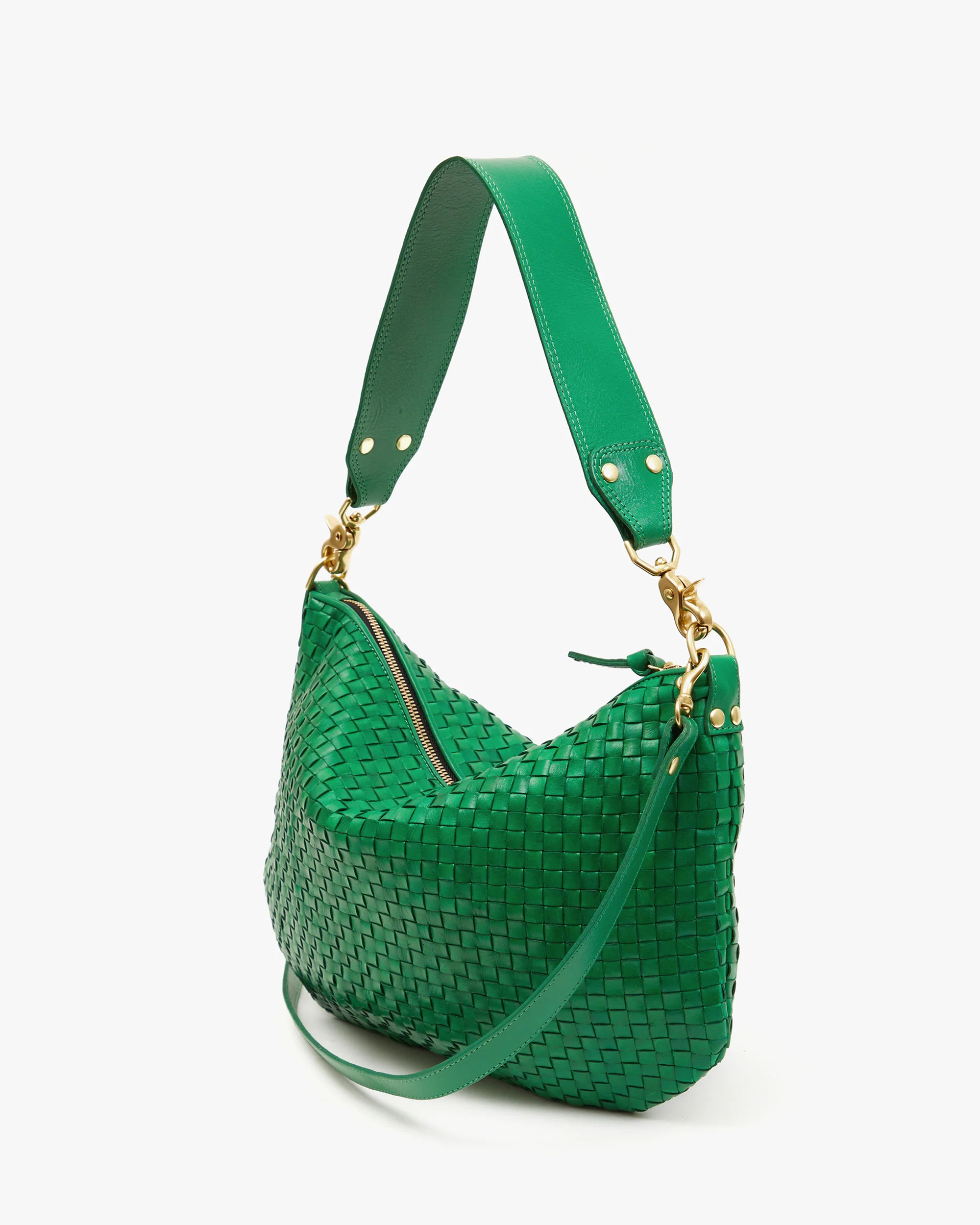 Moyen Messenger | Clare V.