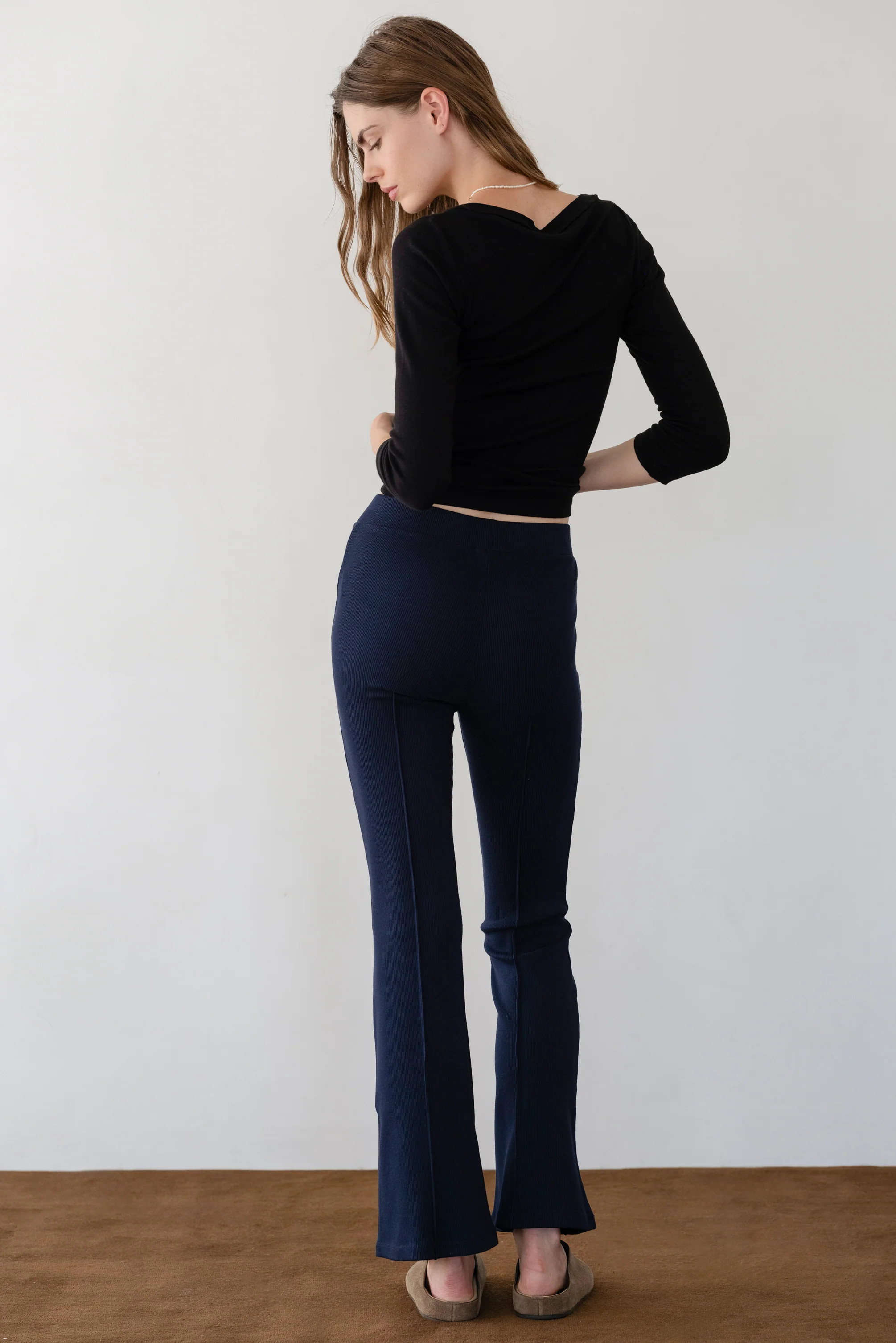The Rib Kick Flare | DONNI.