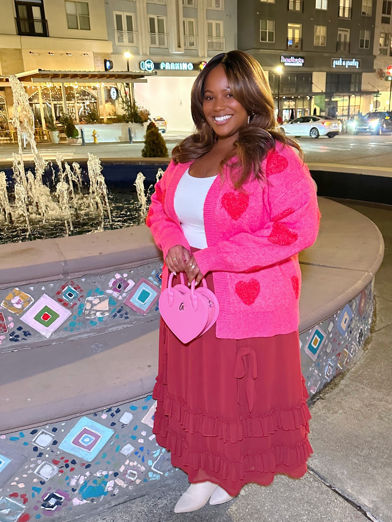 valentines outfit women
Wearing my heart on my sleeve literally this Valentine’s Day. 
Purse: @GlamAholic 
Sweater: @lanebryant 


#LTKPlusSize #LTKValentine #LTKMidsize