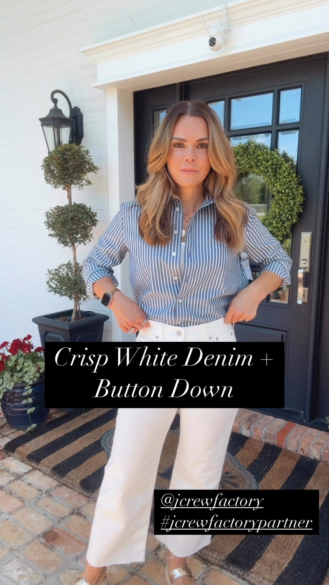 I spy spring trends from @jcrewfactory to try! Crisp white denim, pretty printed dresses, metallic wedges and linen pants. Which one is your favorite? #jcrewfactorypartner 