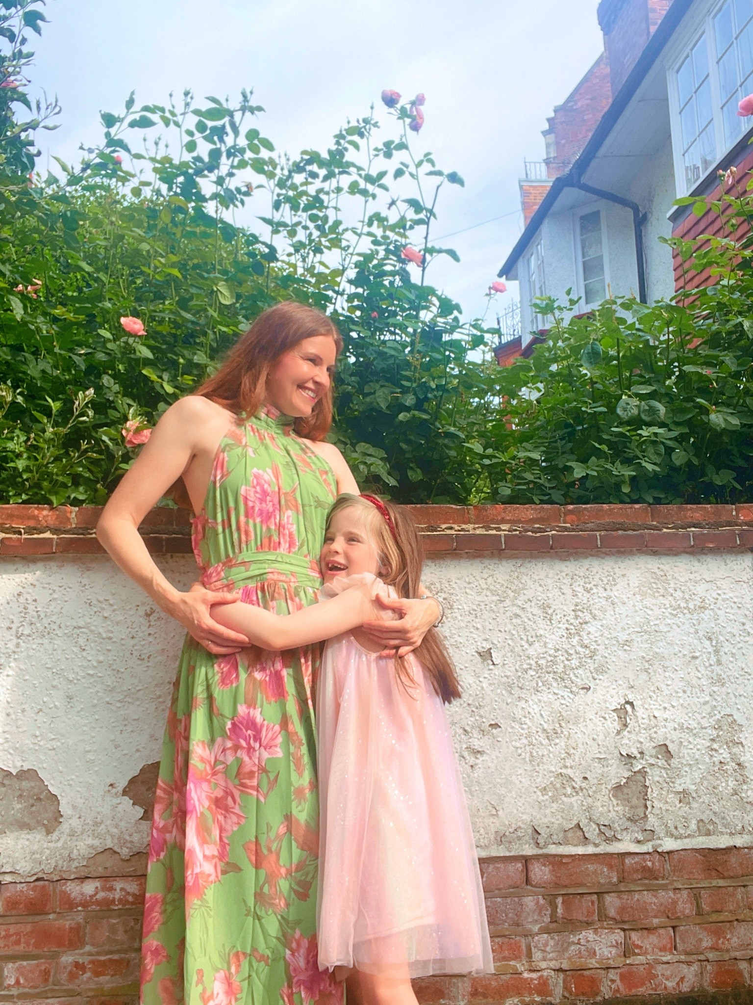 Floral dress - discount -  lucin20 wearing small size

#LTKtravel #LTKdresses #LTKsale