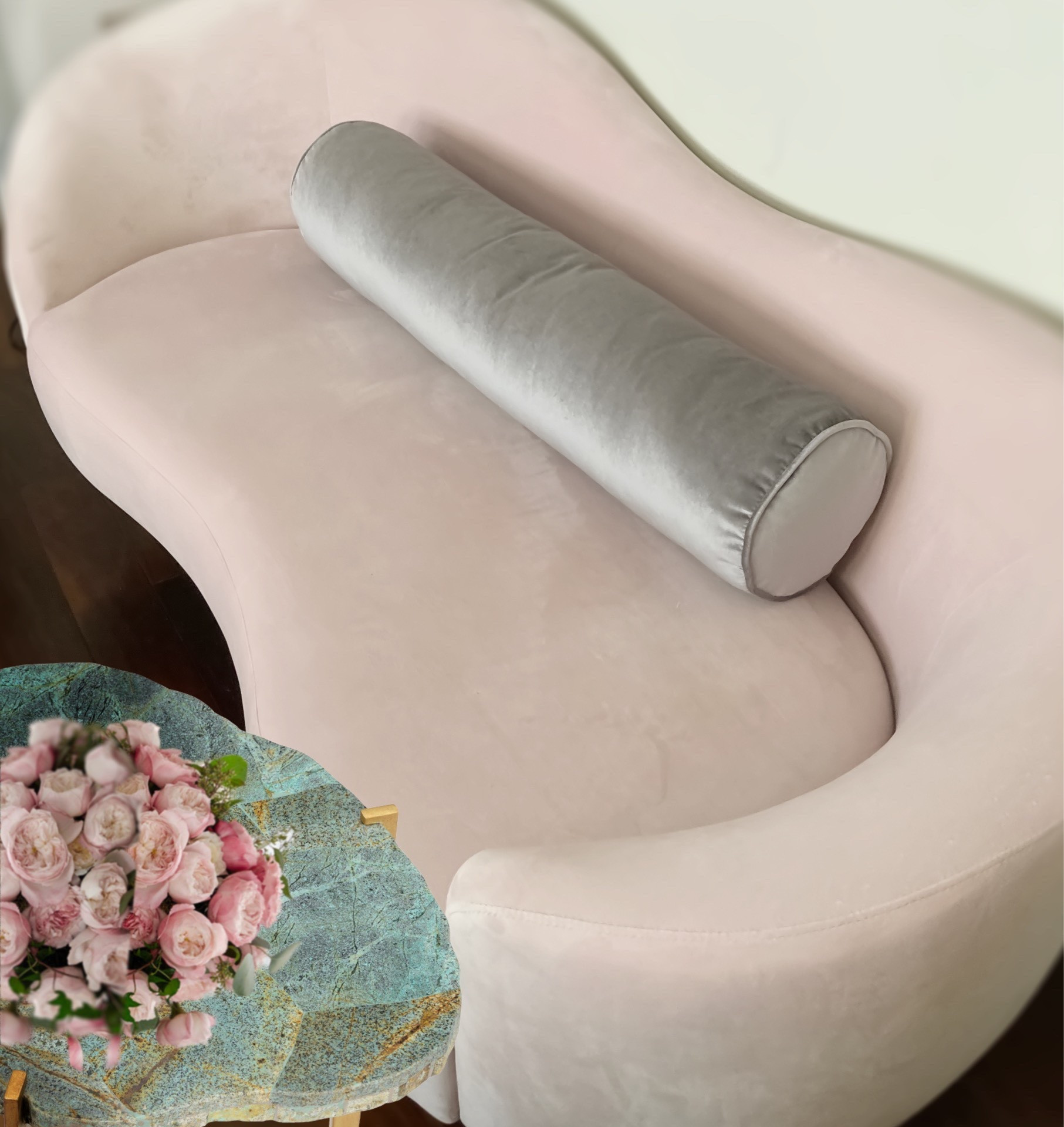 Top 2026 interior trend ✨ Pink is back—soft, modern, and beautifully paired with sculptural forms like a curved sofa.
#InteriorTrends2026 #PinkInteriors #CurvedSofa #ChicLiving #DesignInspo #ModernElegance

#LTKvlog #LTKHome #LTKdayinmylife