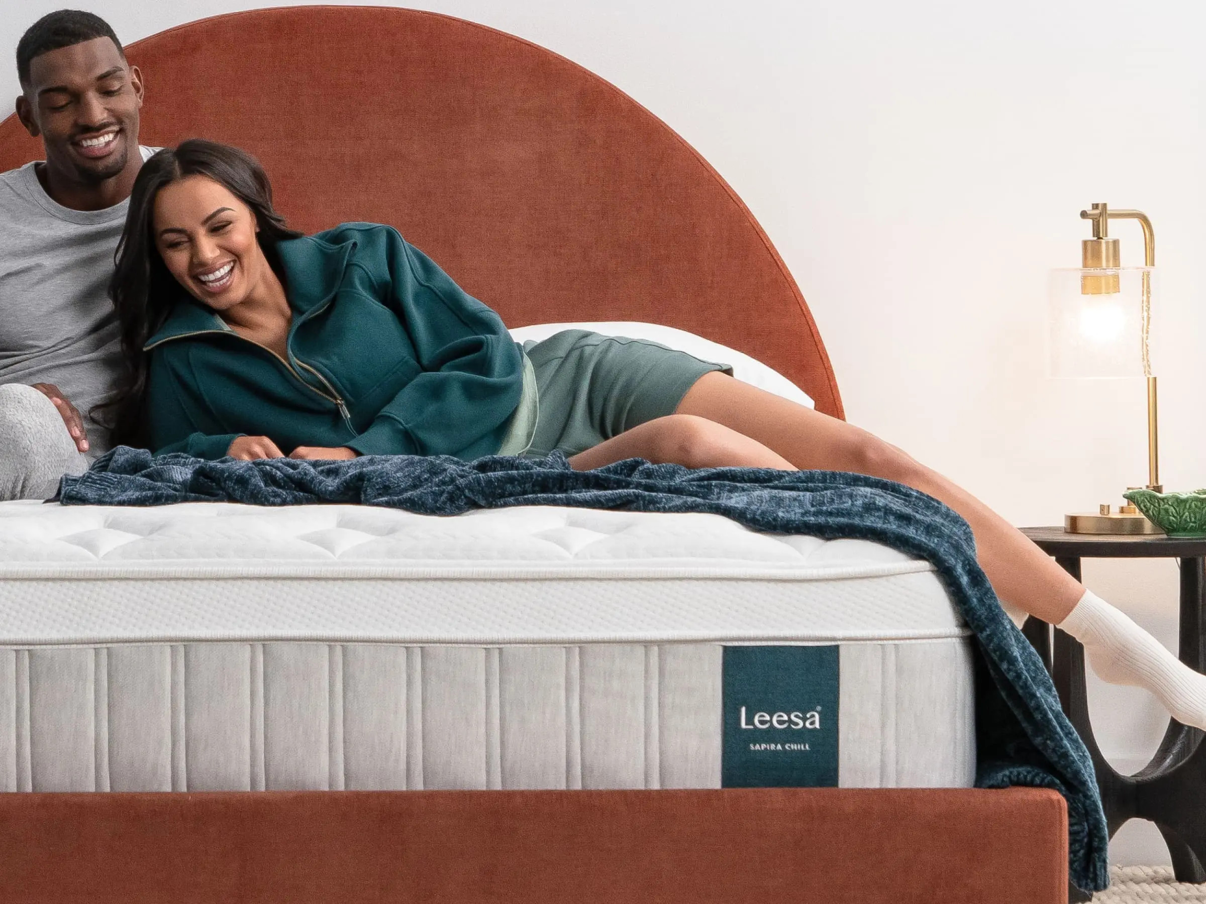 Sapira Chill® Hybrid Mattress | Leesa Sleep