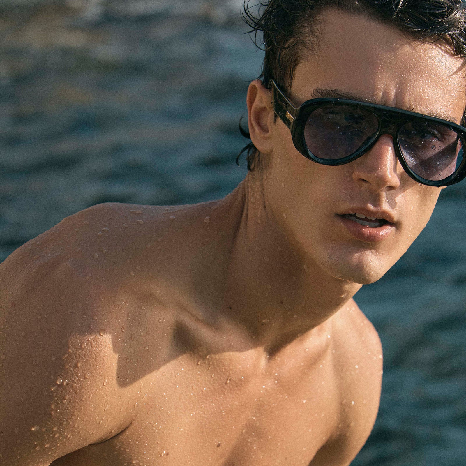 DREAM BOAT | BLACK BLUE MONO | Le Specs UK