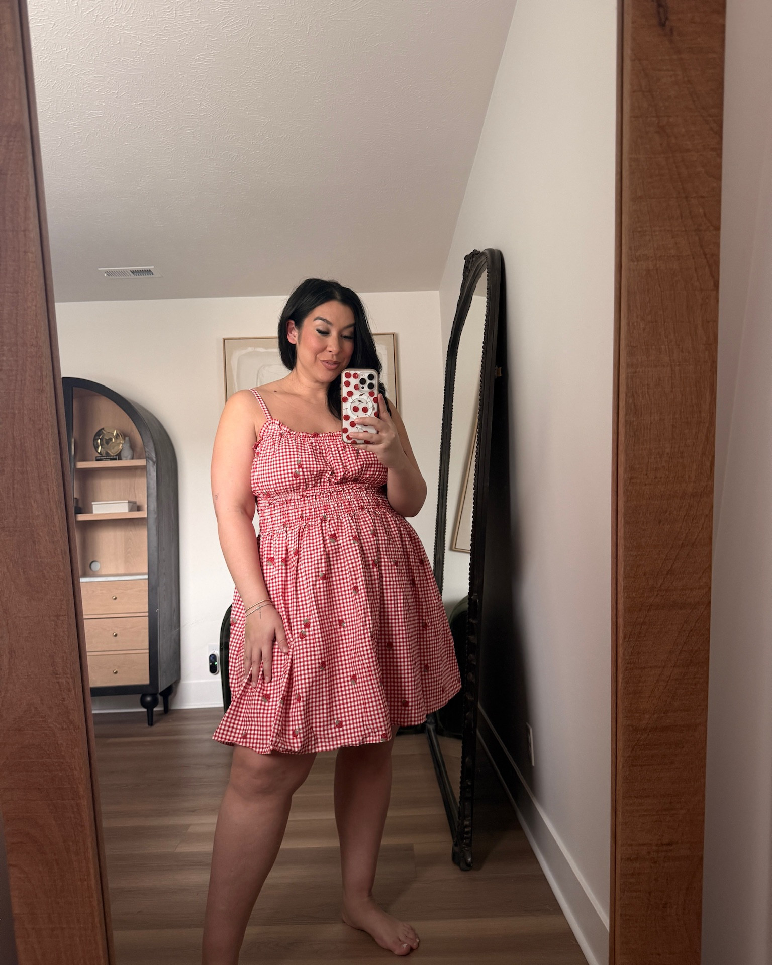 Abercrombie is currently 25% off spring favorites + get an extra 20% off almost everything in app with code AF20 @abercrombie | Linking all my recent, midsize FAVORITES!!! 

#LTKsalealert #LTKSeasonal #LTKstyletip