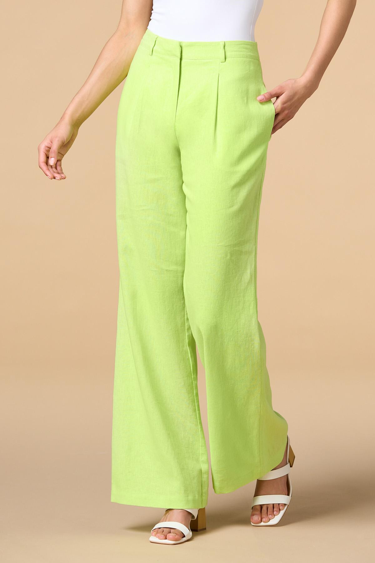 i walk the lime pants | Versona