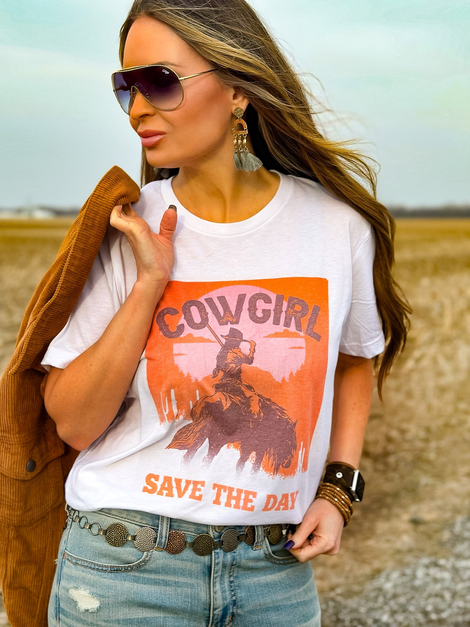 𝐔𝐯𝐚 𝐔𝐯𝐚𝐦 𝐕𝐢𝐯𝐞𝐧𝐝𝐨 𝐕𝐚𝐫𝐢𝐚 𝐅𝐢𝐭 🐴 

If you know where this saying came from, you are cowboy old school 🐴 🤠 
Have you grabbed your western tees from @sassyqueenboutique yet? I can’t get enough! They are on repeat!😍 


𝐒𝐚𝐯𝐞 𝐔𝐬𝐢𝐧𝐠 𝐌𝐲 𝐂𝐨𝐝𝐞 & Save!
🏷 Code “Nonnie10”

𝑺𝒉𝒐𝒑 𝑯𝒆𝒓𝒆!
🔽🔽🔽🔽🔽🔽🔽🔽🔽🔽

https://www.shopsassyqueen.com/?ref=NONNIE10


I’ve linked more of my favorites on my LTK ➡️
www.liketoknow.it/NonnieIsMyName 

How to shop my looks!
✨Download the FREE LIKEtoKNOW.it app
✨Follow me: nonnieismyname ✨Screenshot any photo for instant access to my LTK finds!

#influencer #bloggersofinstagram #graphictee #sassyqueen #graphicshirt #sale 
 #LTK #fashioninsta #fashion #fashionover40  #Model #instagood  #beauty #Instablogger #hair #petitestyle #trends #Boho #classics #iconic #ootd #dailyinspo #datenight #westerntees #westernwear #westernstyle #cowgirl #womensmonth 

#LTKunder50 #LTKFind #LTKstyletip