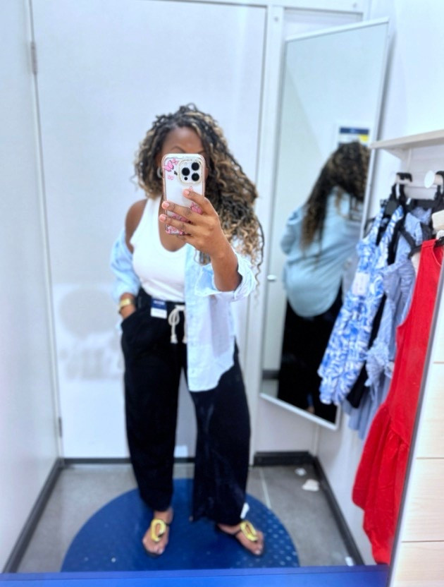 Perfect cute, comfy, casual look!

Mom outfit, joggers, button down, classic 

#LTKSaleAlert #LTKmomlife